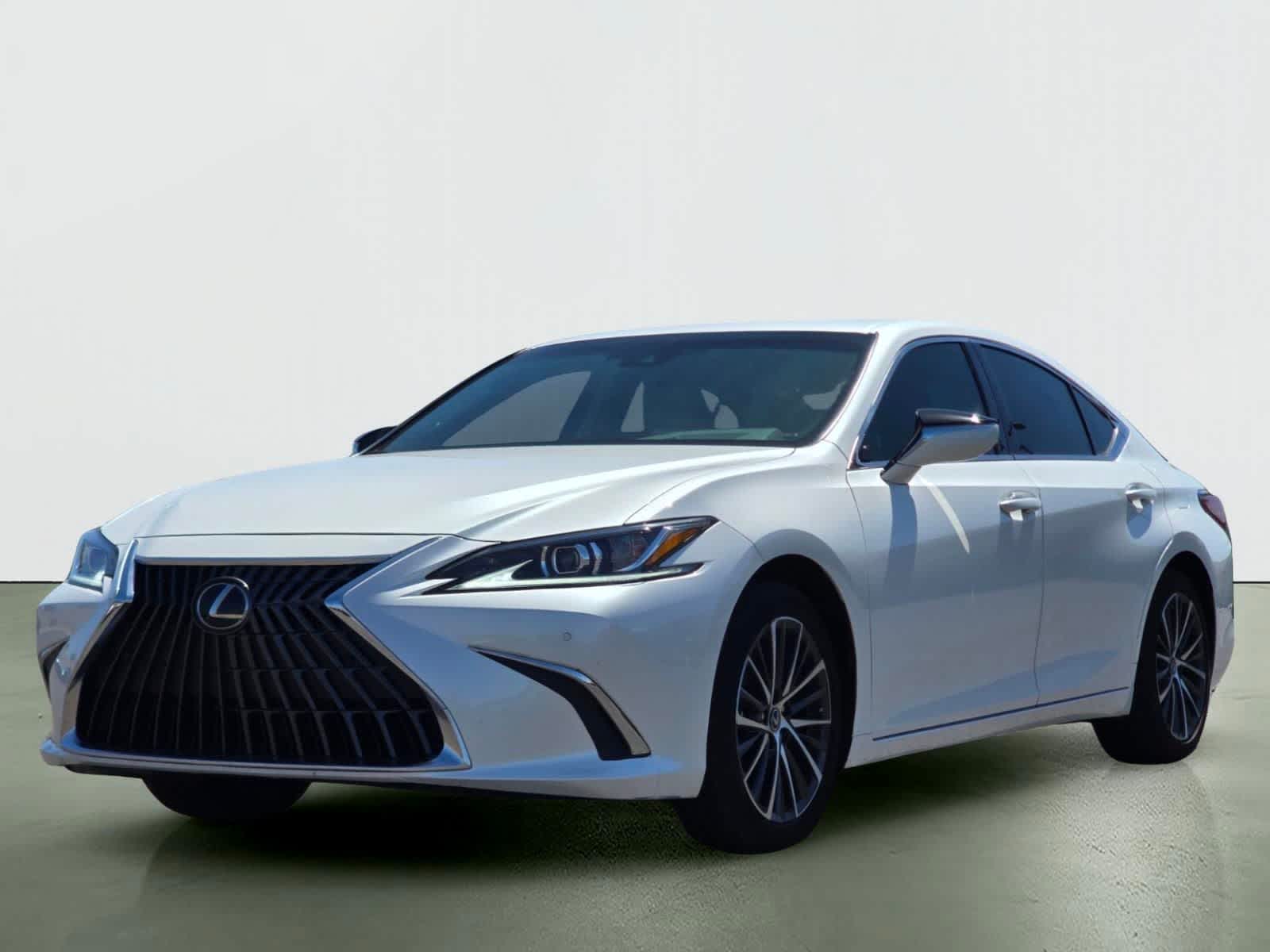 Thumbnail: 2025 Lexus ES - 2