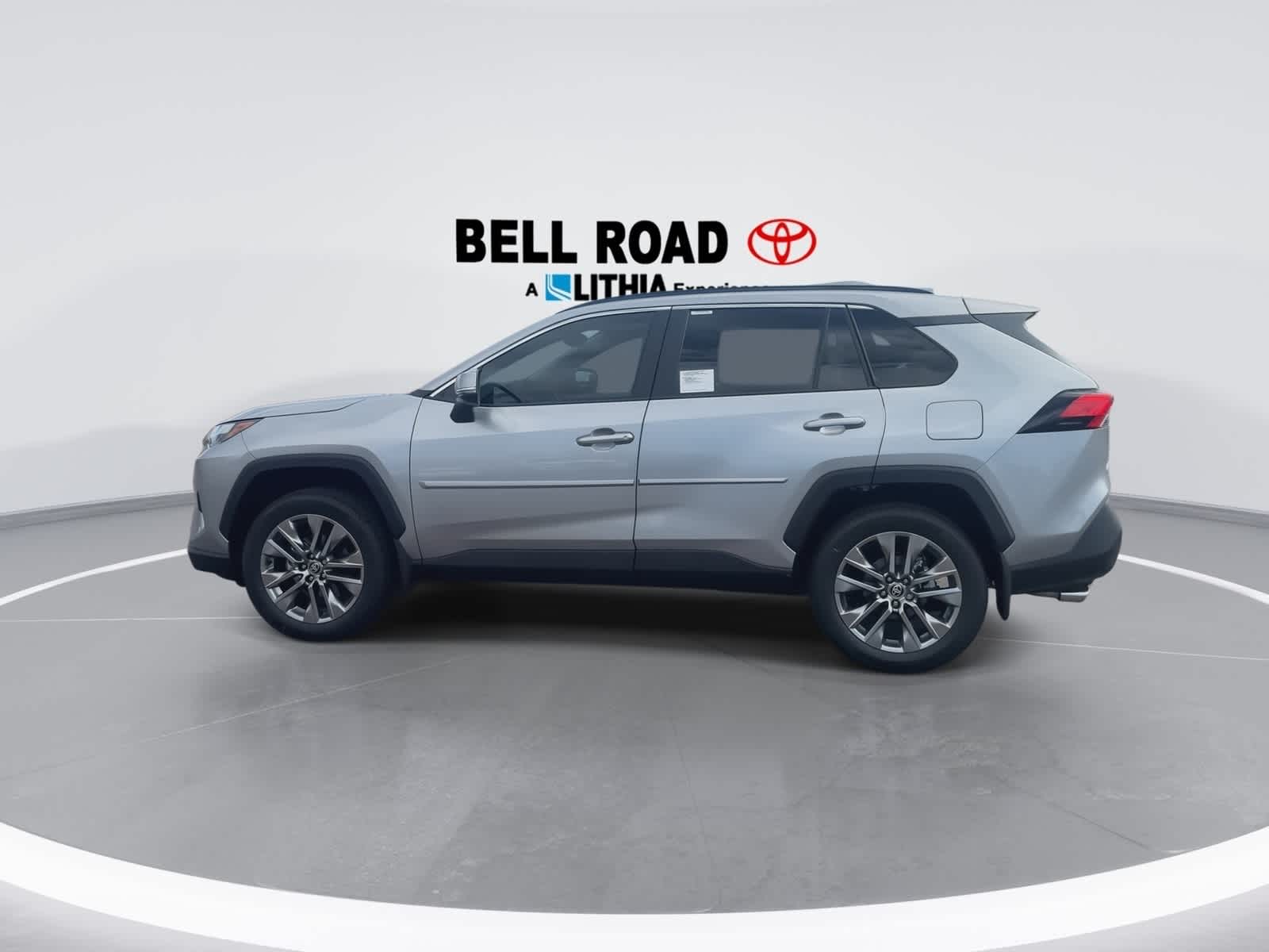 Thumbnail: 2025 Toyota RAV4 - 5