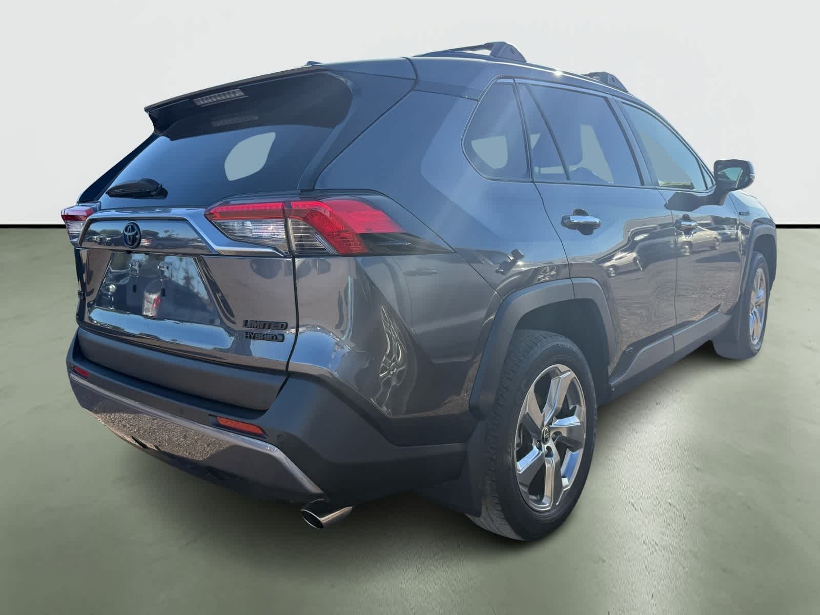 Thumbnail: 2020 Toyota RAV4 - 4