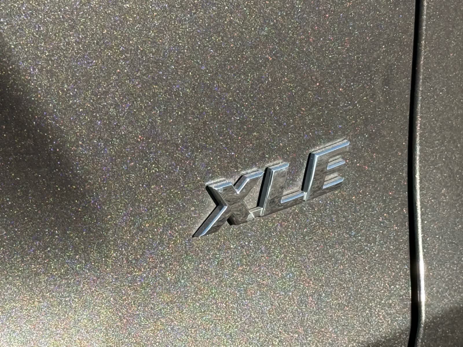Thumbnail: 2021 Toyota RAV4 - 9