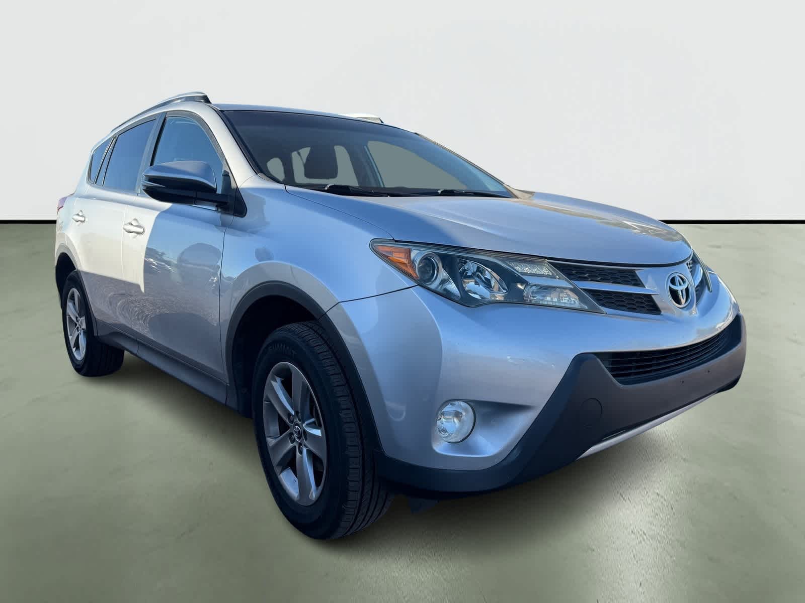 Thumbnail: 2015 Toyota RAV4 - 5