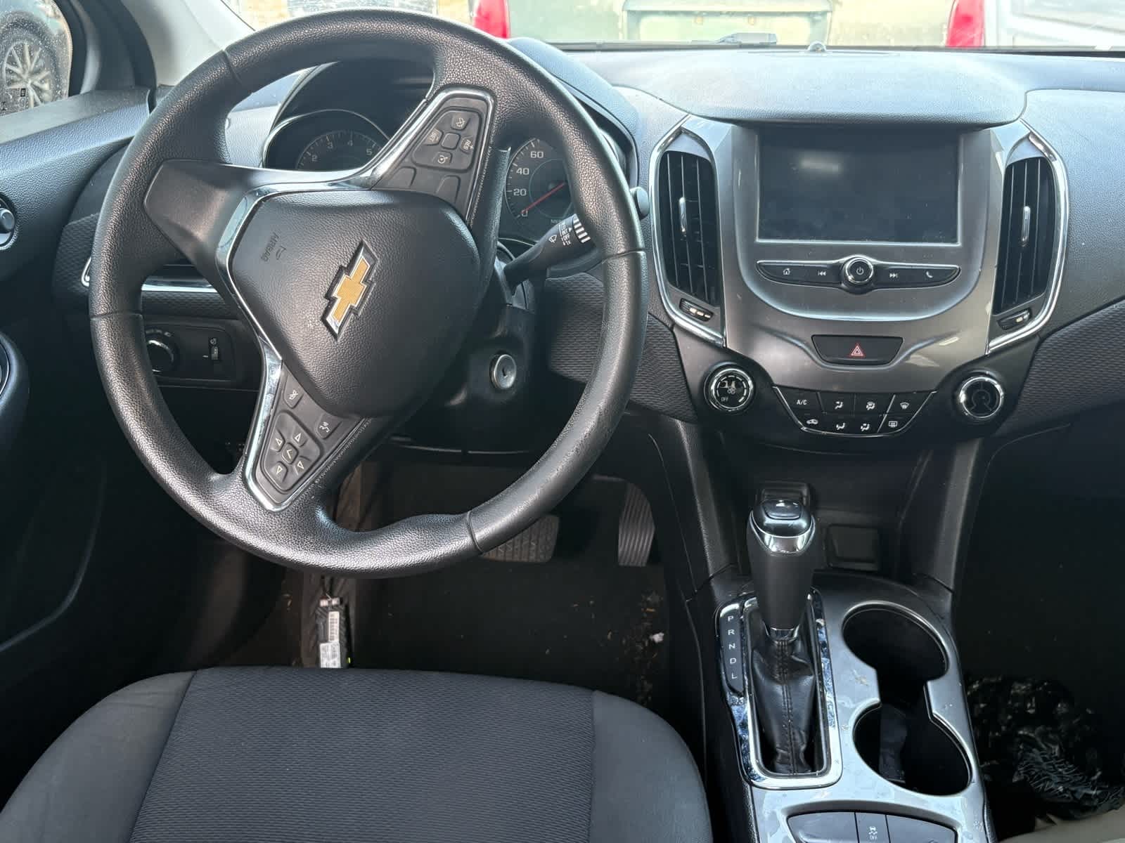 Thumbnail: 2017 Chevrolet Cruze - 10