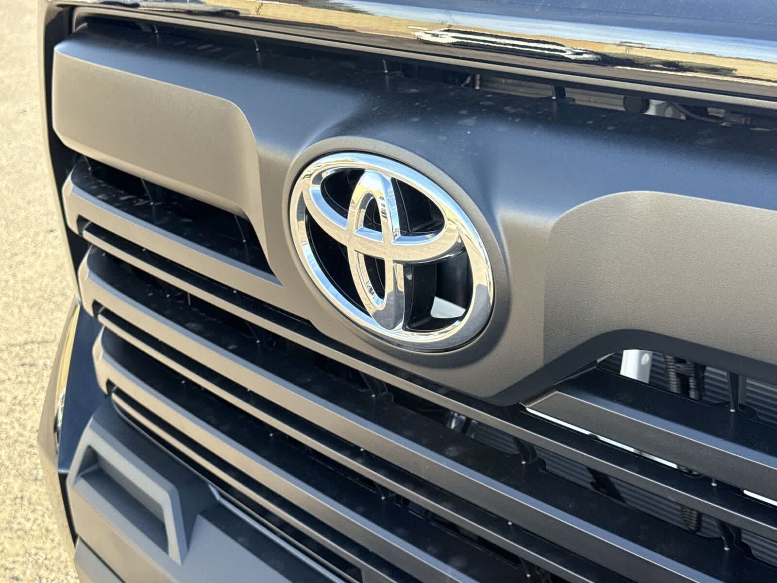 Thumbnail: 2026 Toyota Tundra - 31