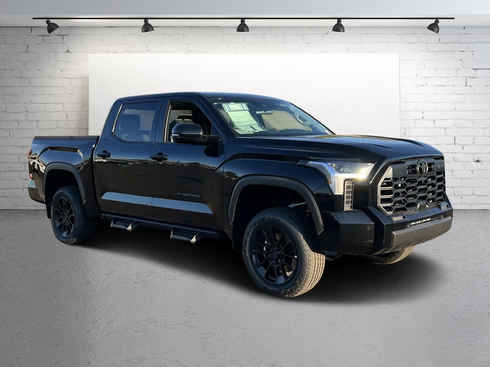 Thumbnail: 2024 Toyota Tundra - 8