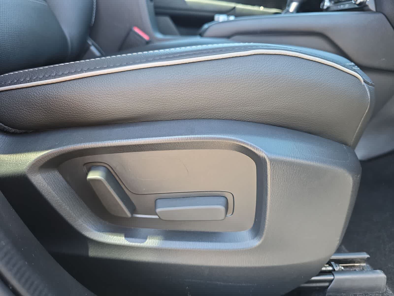 Thumbnail: 2025 Mazda CX-5 - 13