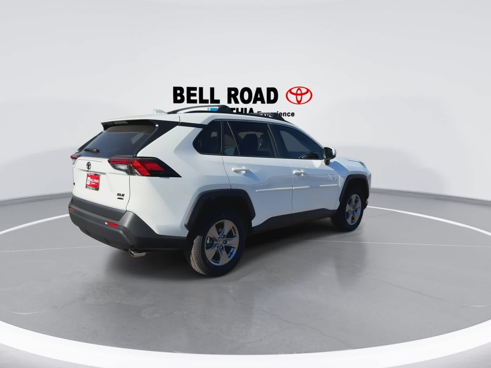 Thumbnail: 2025 Toyota RAV4 - 8