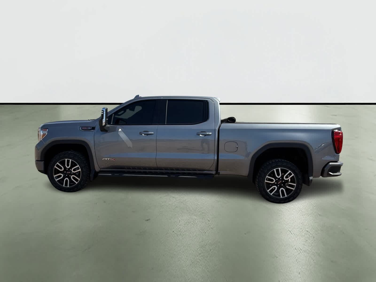 2022 GMC Sierra 1500 AT4 3