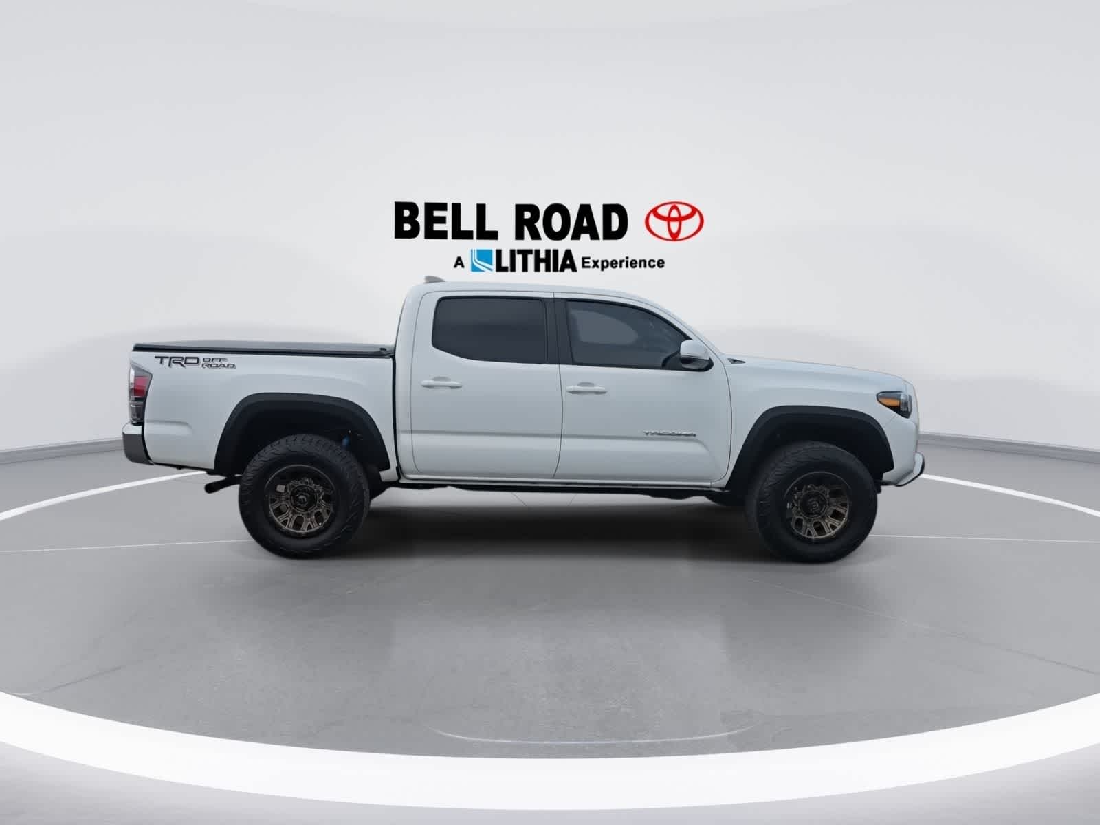 Thumbnail: 2023 Toyota Tacoma - 9