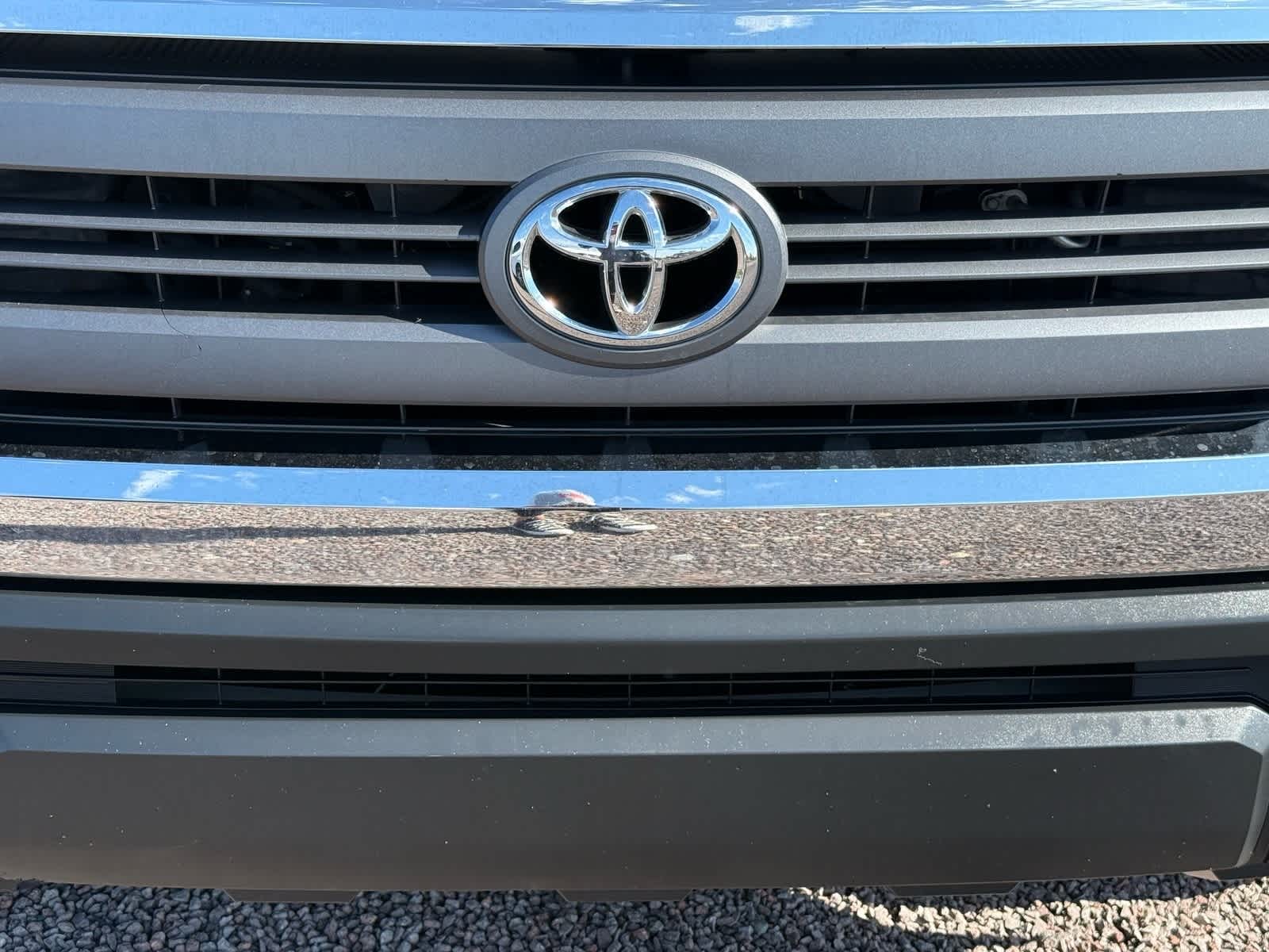 Thumbnail: 2015 Toyota Tundra - 24