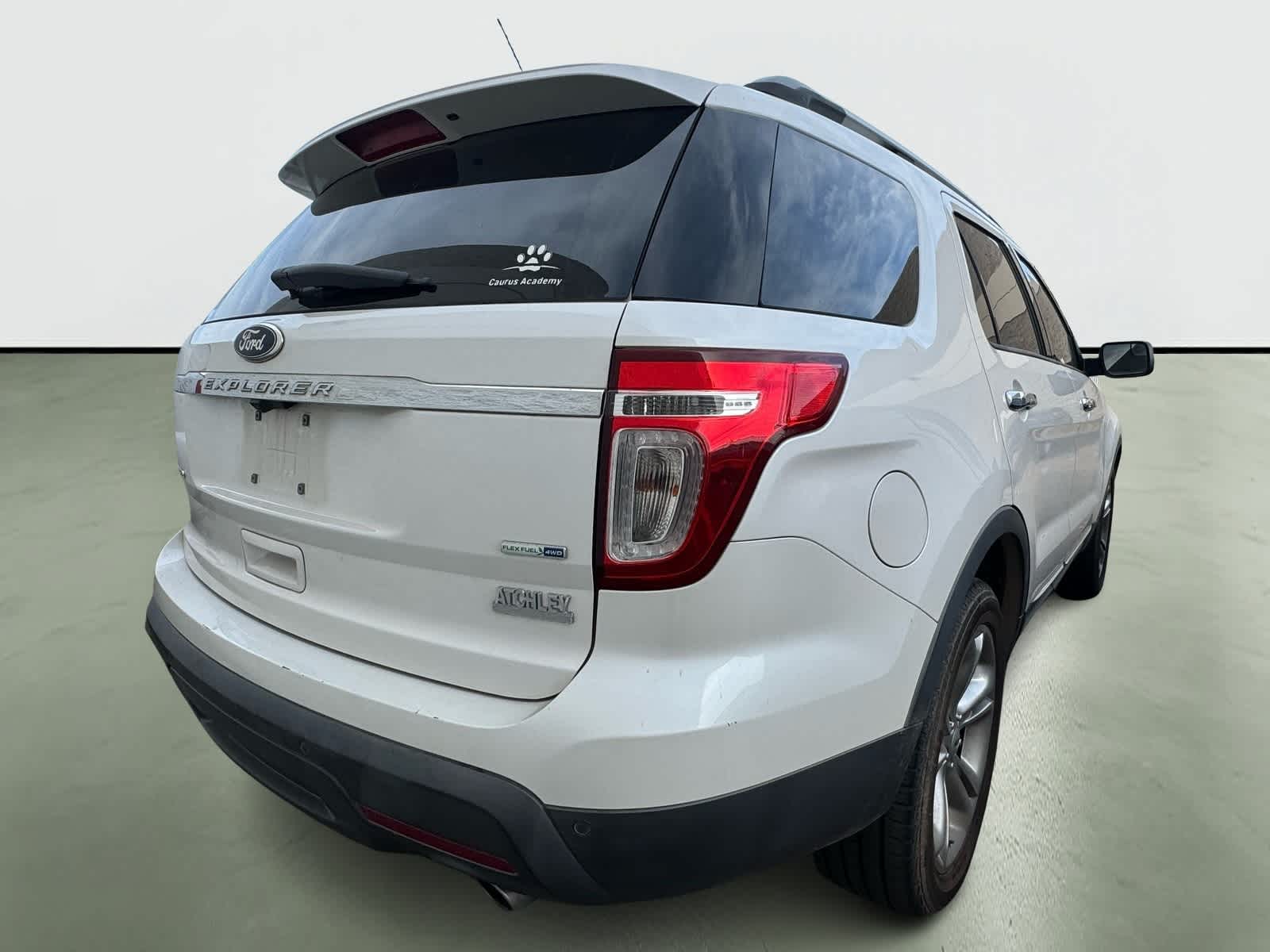 Thumbnail: 2014 Ford Explorer - 4