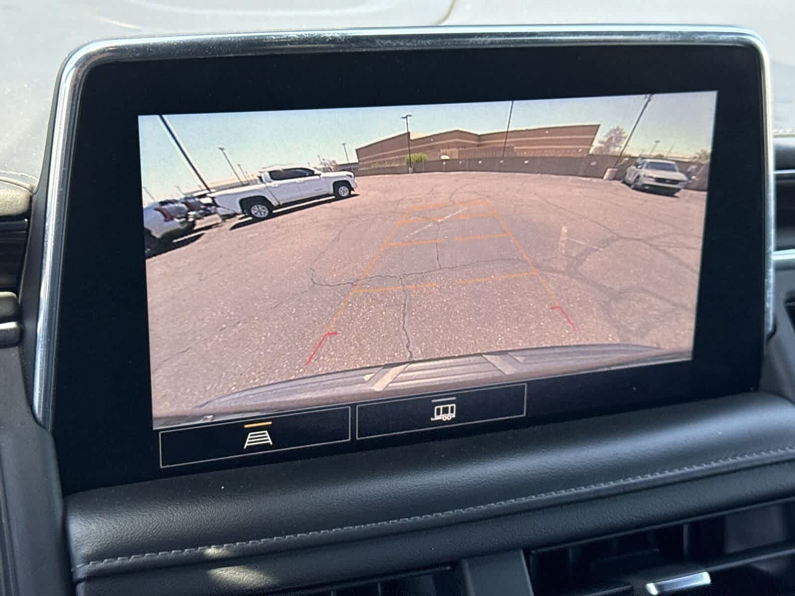 Thumbnail: 2021 Chevrolet Tahoe - 21