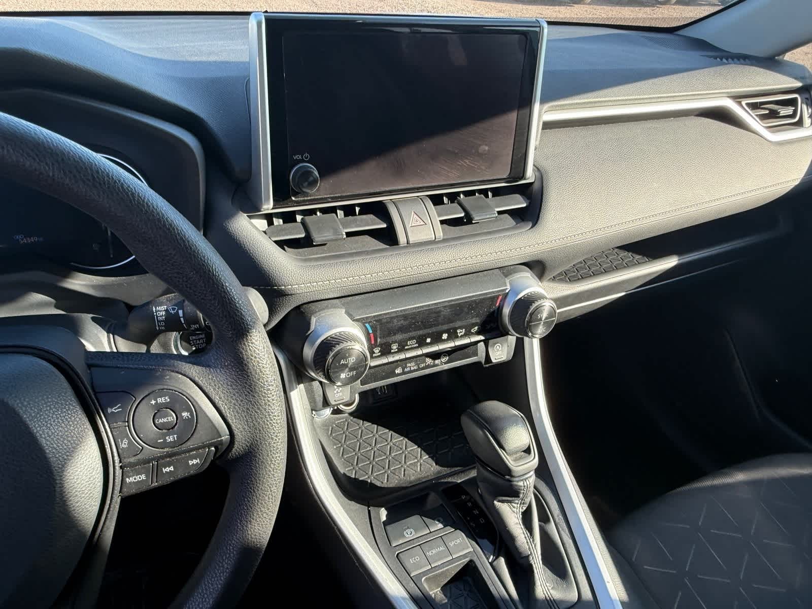 Thumbnail: 2024 Toyota RAV4 - 22