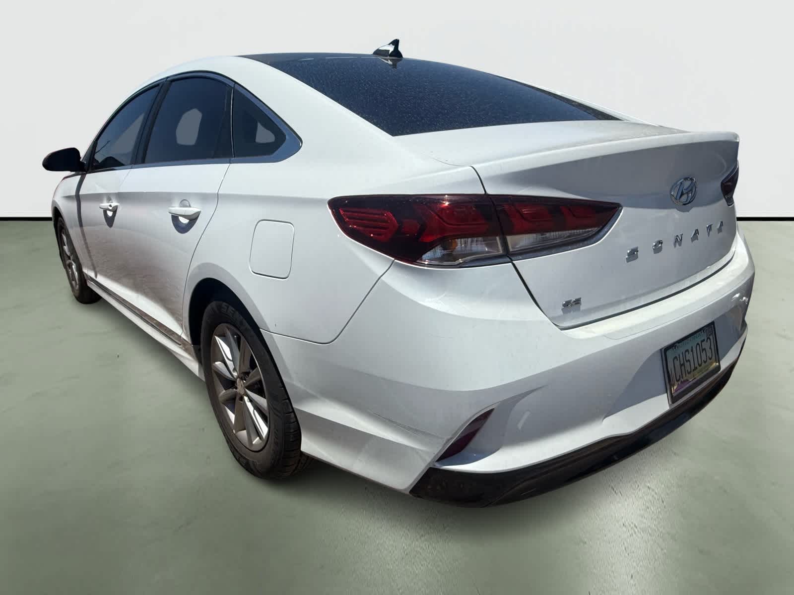 Thumbnail: 2018 Hyundai Sonata - 3