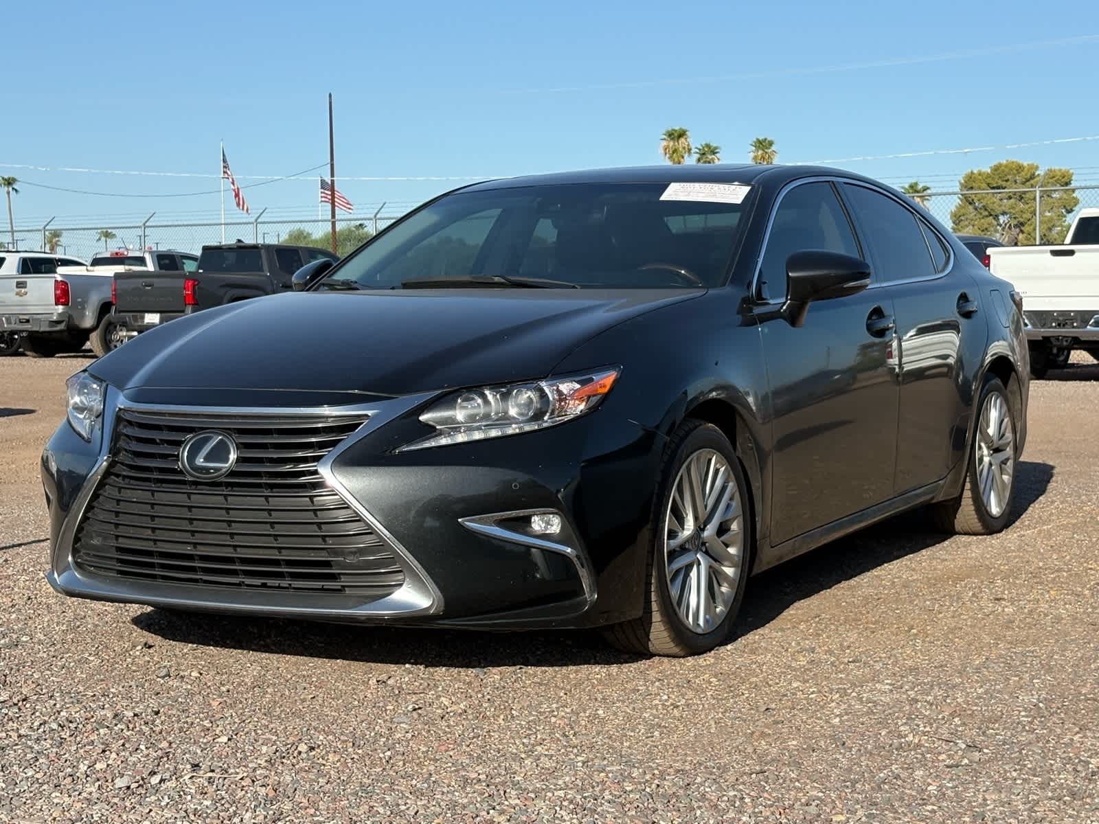 Thumbnail: 2016 Lexus ES - 2