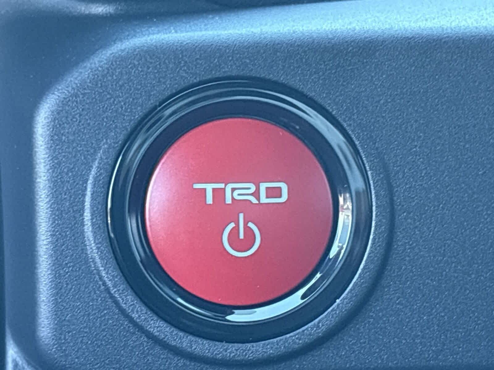 Thumbnail: 2025 Toyota 4Runner - 26