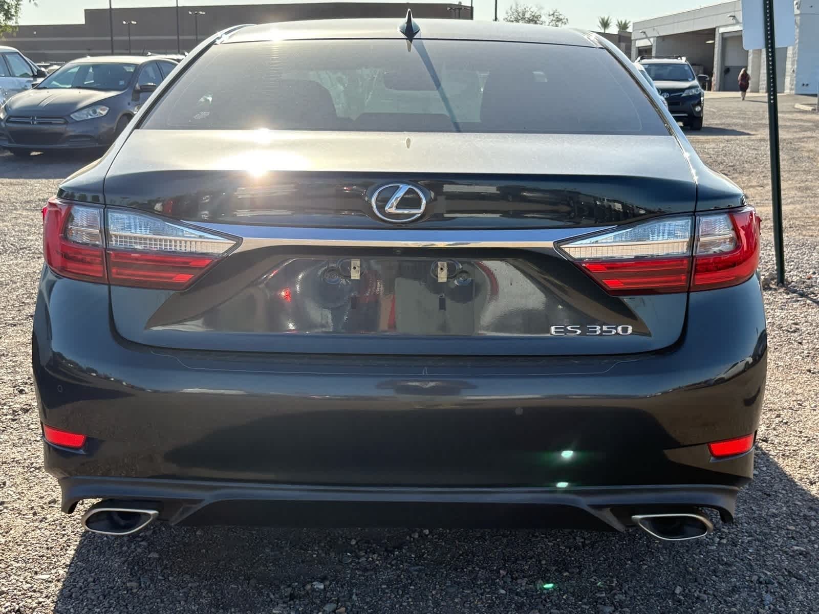 Thumbnail: 2016 Lexus ES - 16