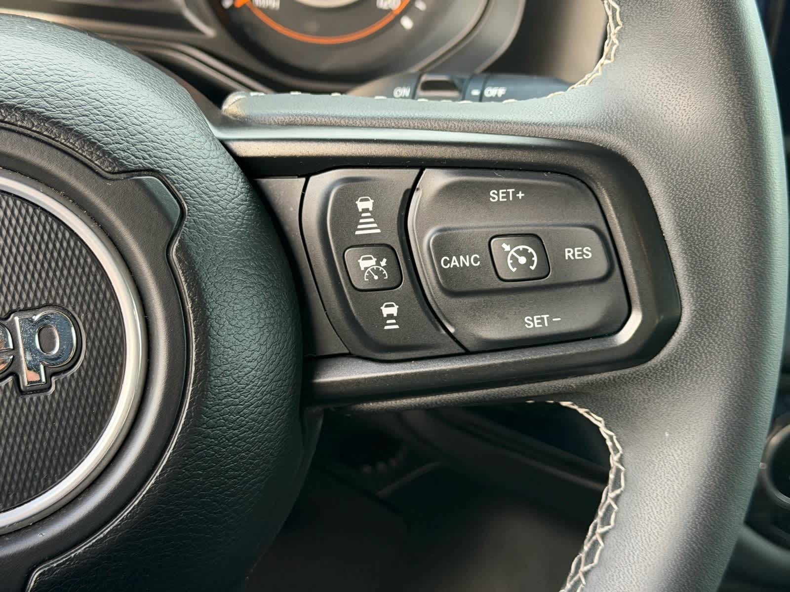 Thumbnail: 2025 Jeep Wrangler - 16