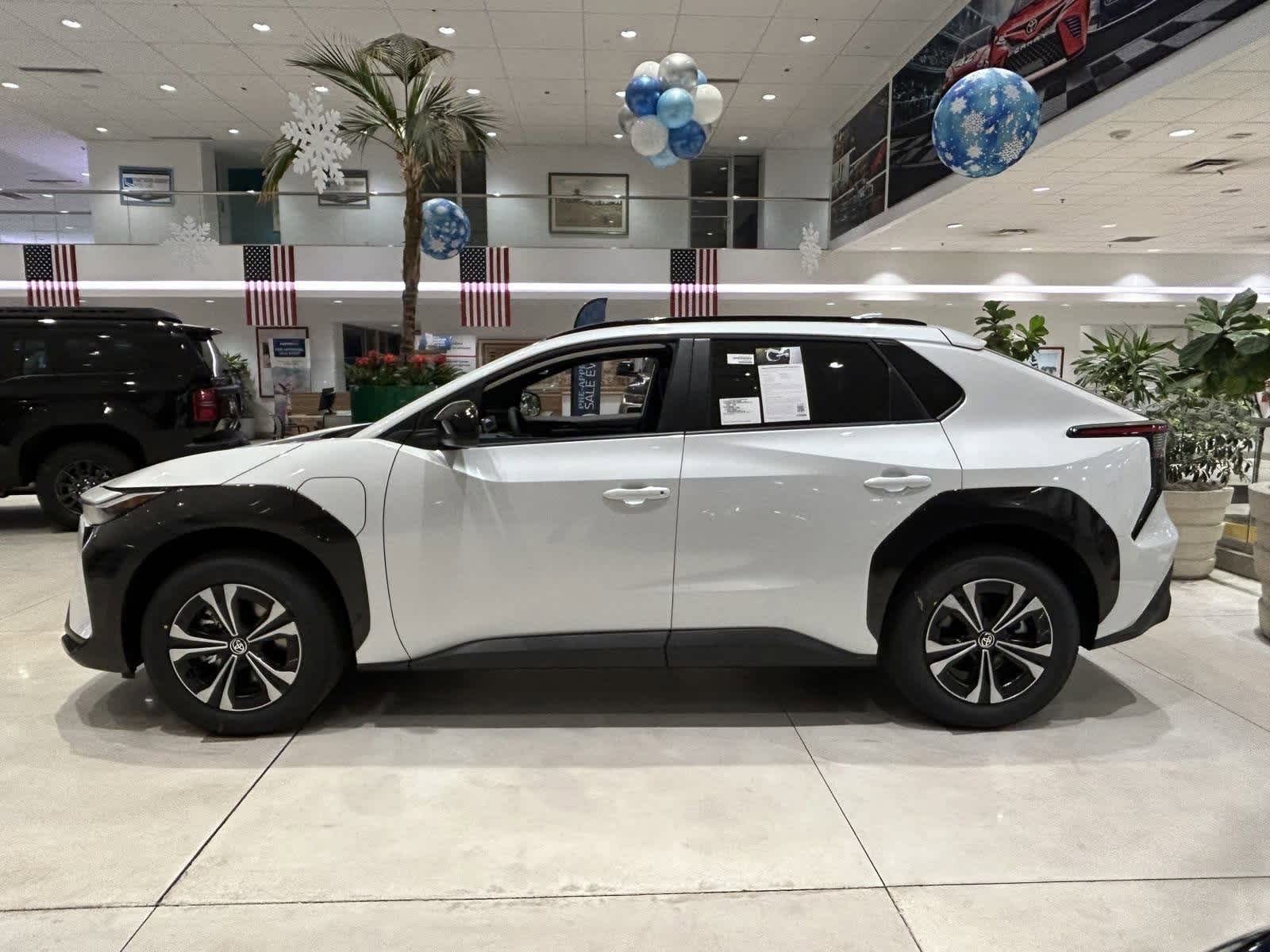 2024 Toyota bZ4X XLE 3