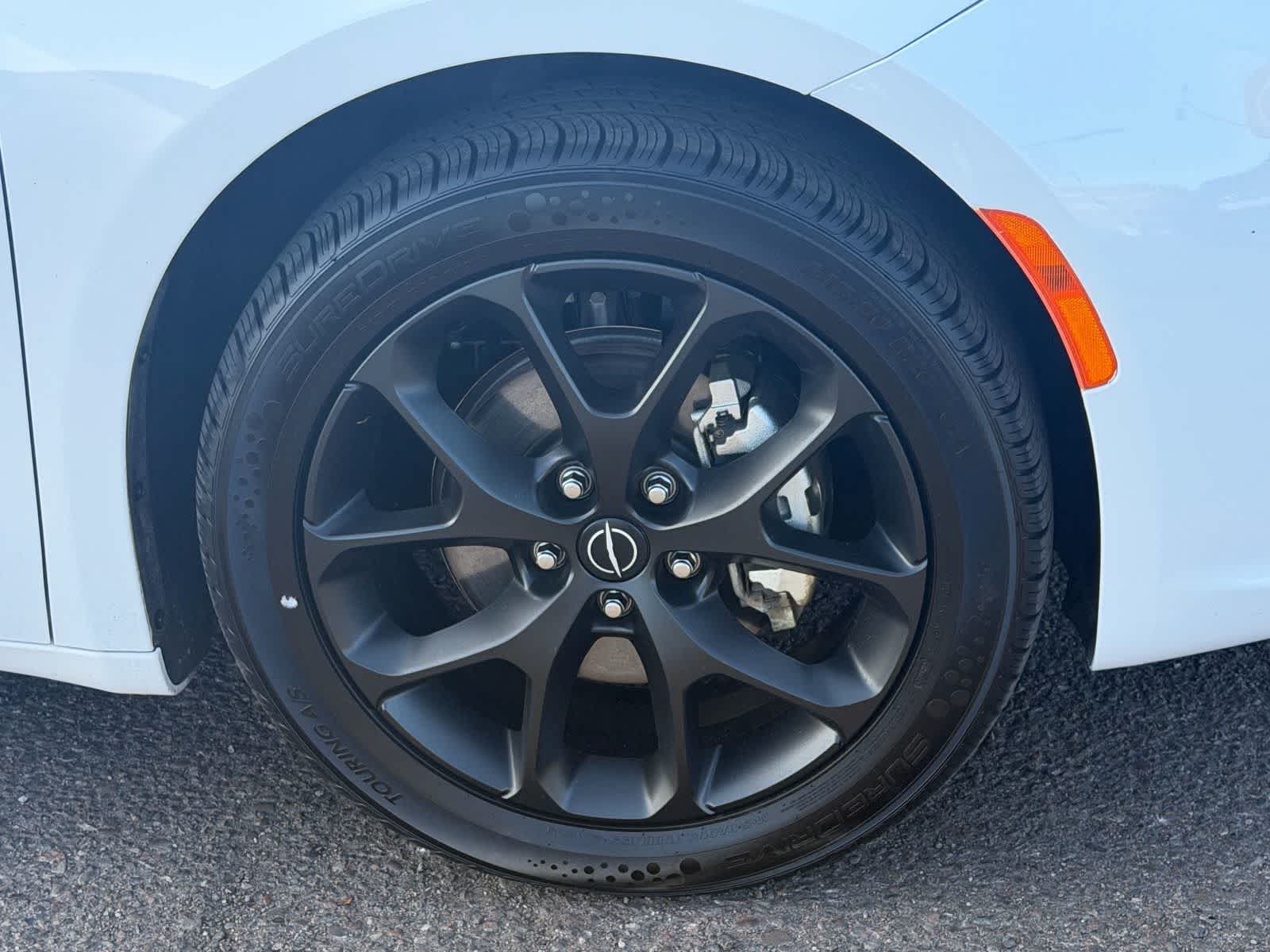 Thumbnail: 2025 Chrysler Pacifica - 7