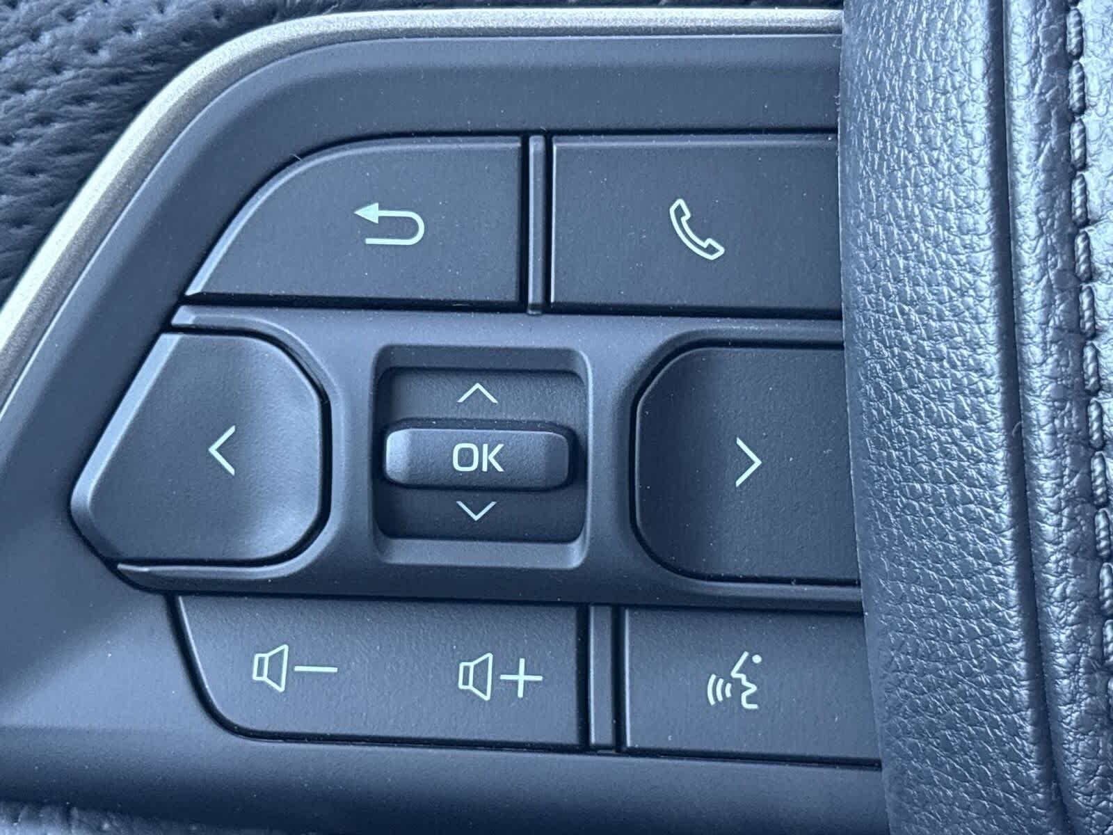 Thumbnail: 2025 Toyota Tacoma - 28