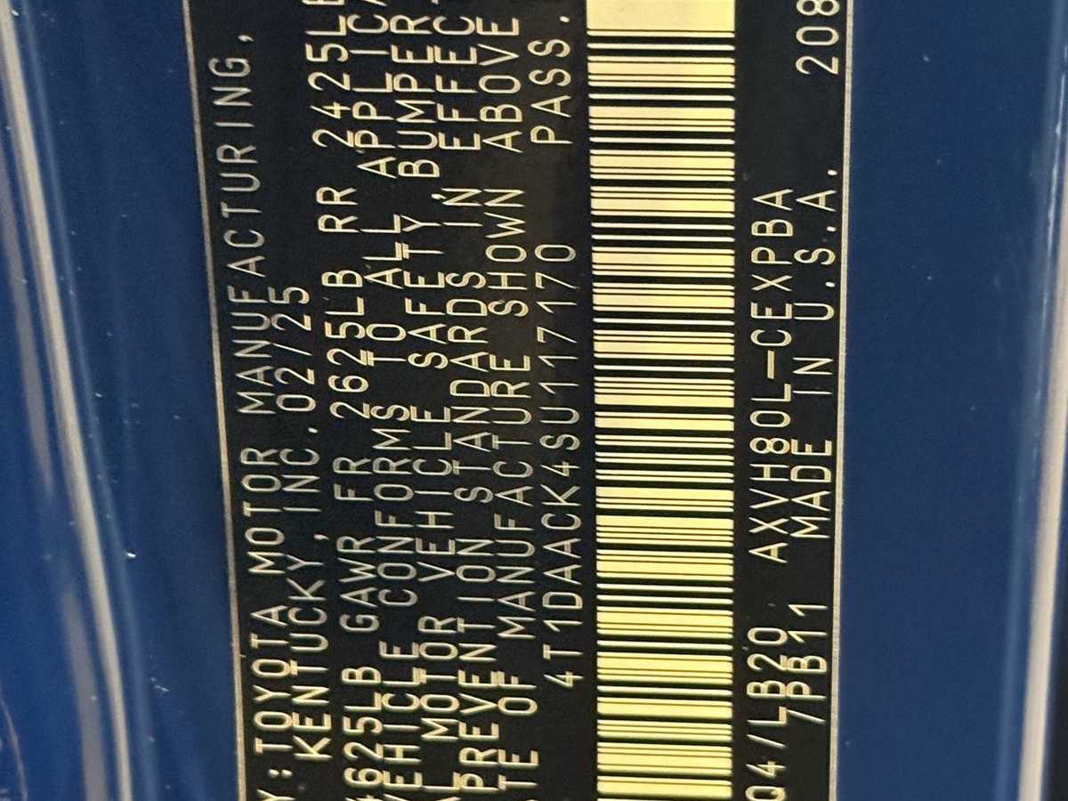 Thumbnail: 2025 Toyota Camry - 22