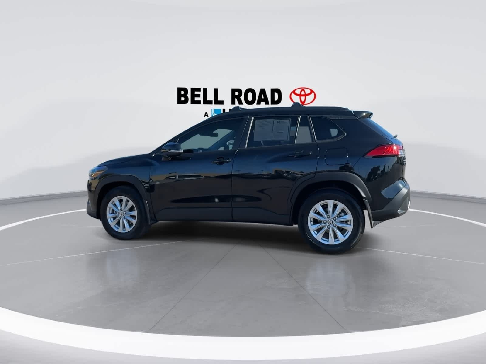 Thumbnail: 2024 Toyota Corolla Cross - 6