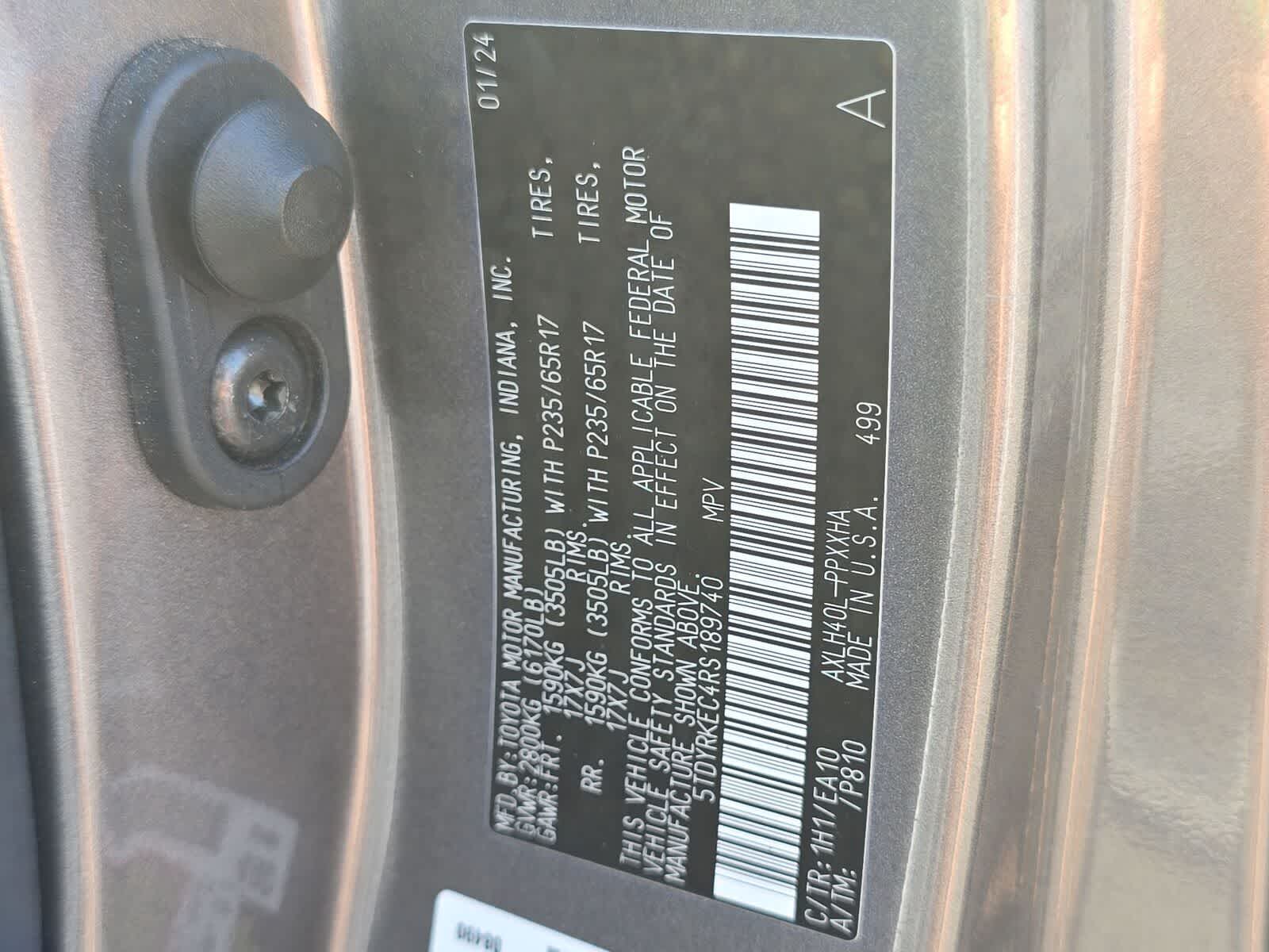 Thumbnail: 2024 Toyota Sienna - 34