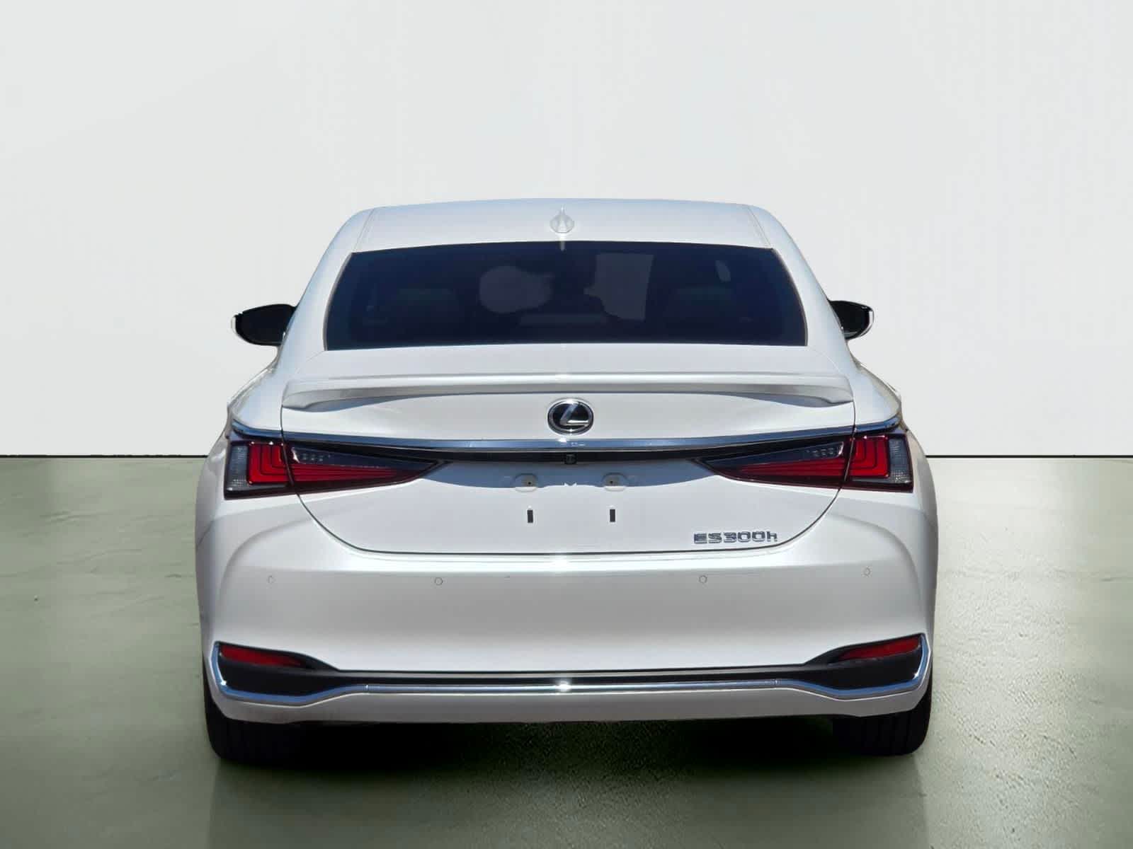 Thumbnail: 2025 Lexus ES - 5