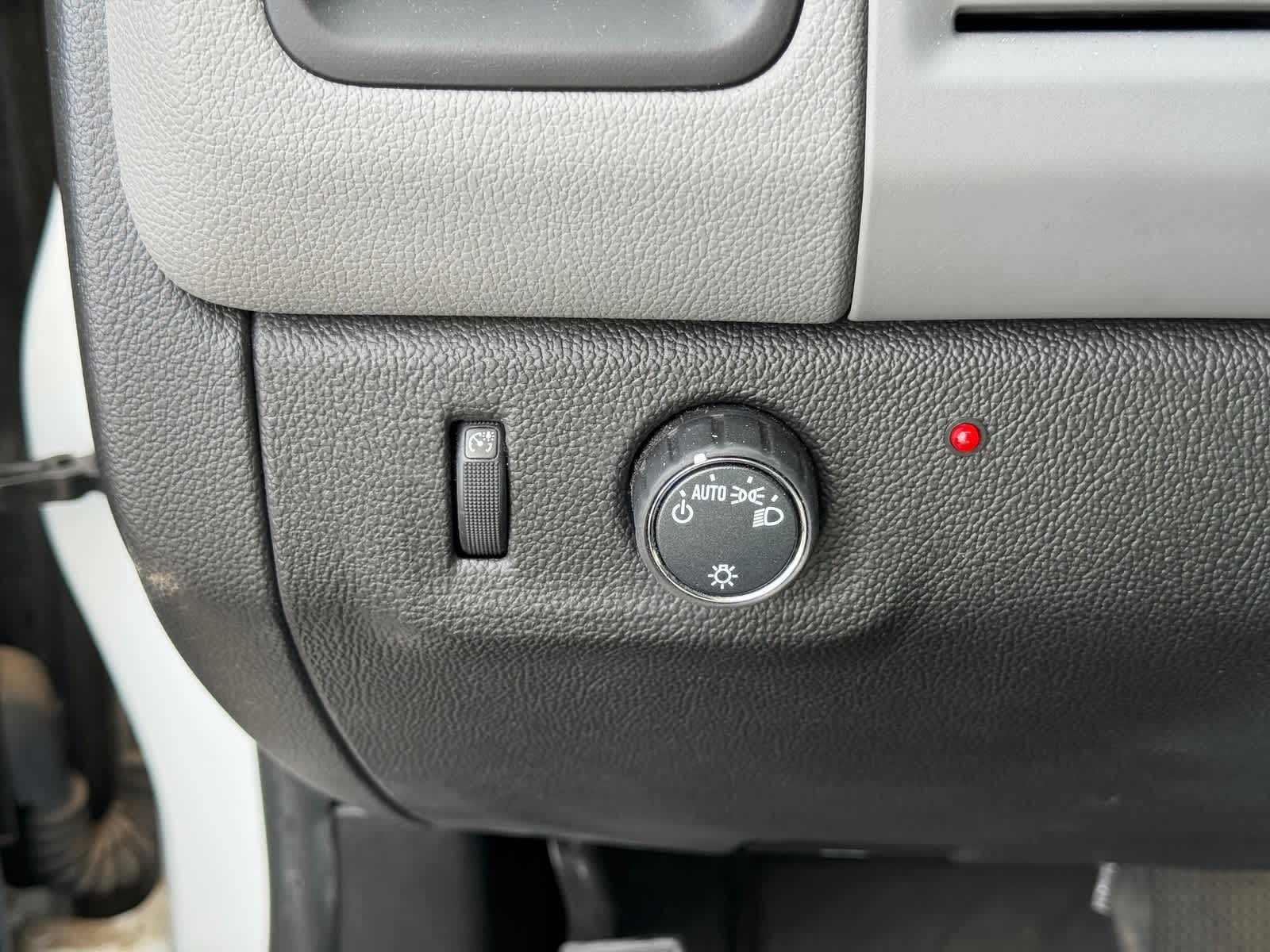 Thumbnail: 2020 Chevrolet Colorado - 11