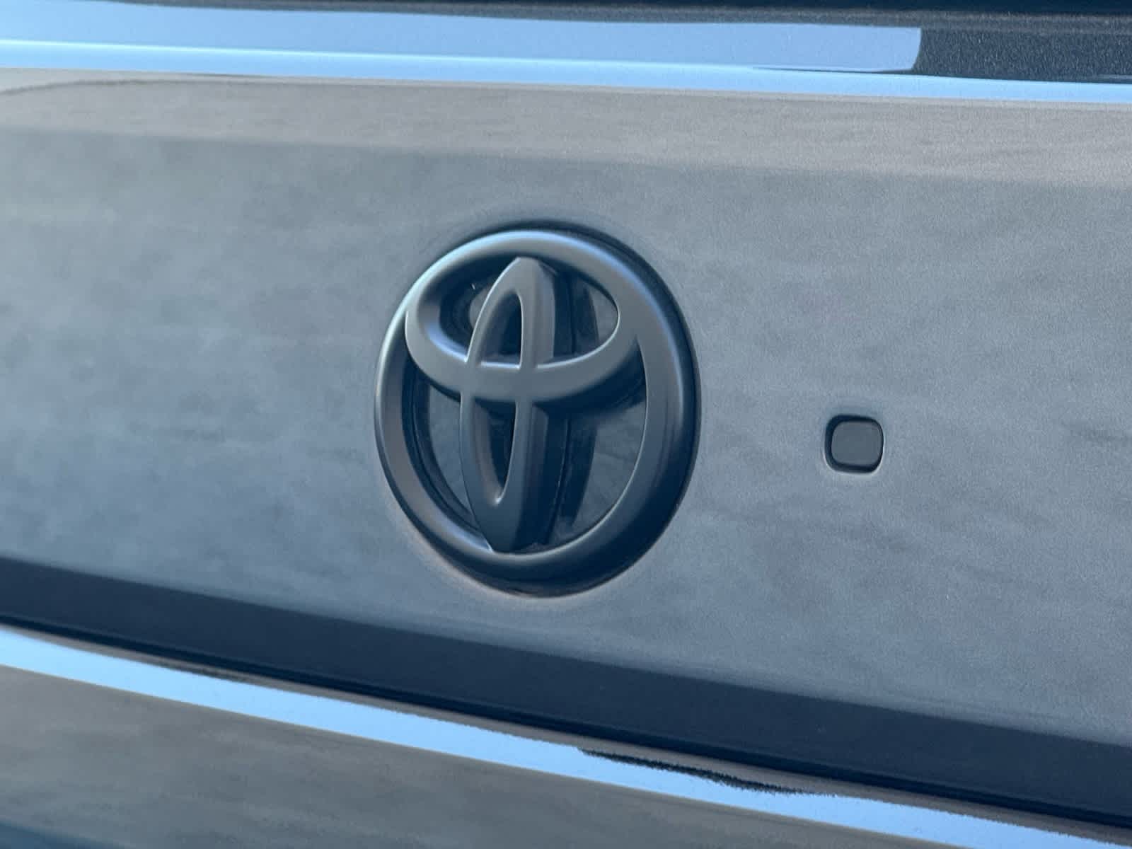 Thumbnail: 2024 Toyota Sequoia - 16