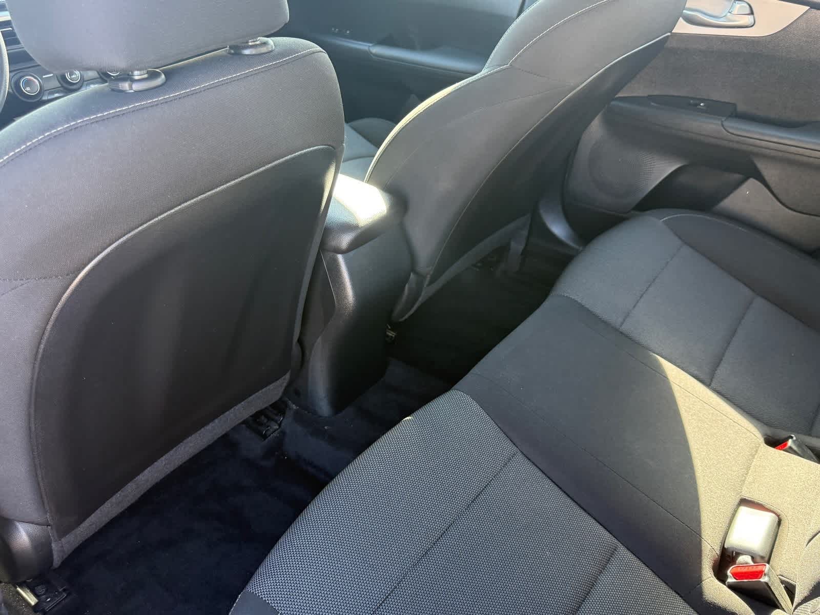 Thumbnail: 2023 Kia Forte - 9