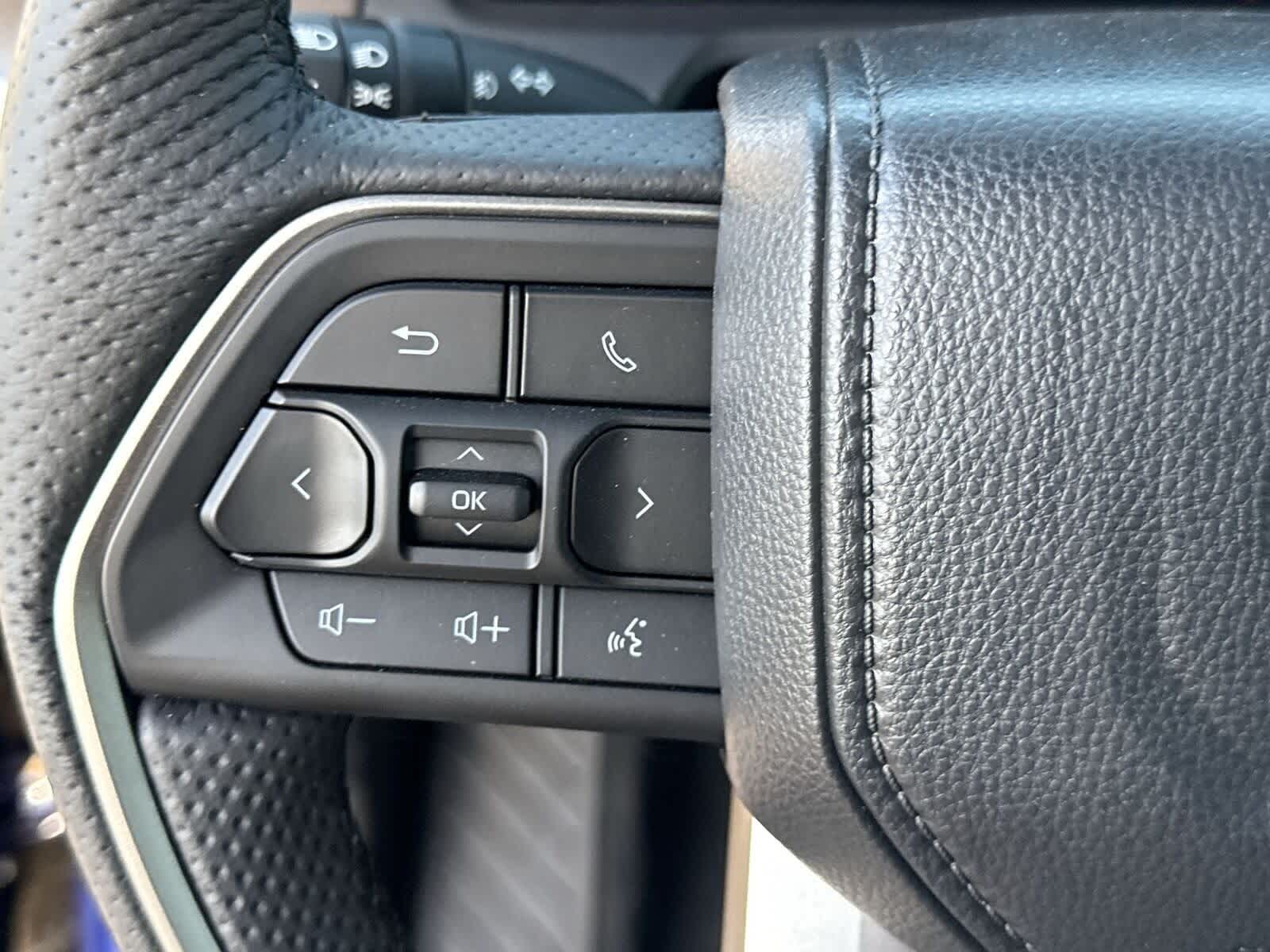 Thumbnail: 2025 Toyota Tacoma - 27