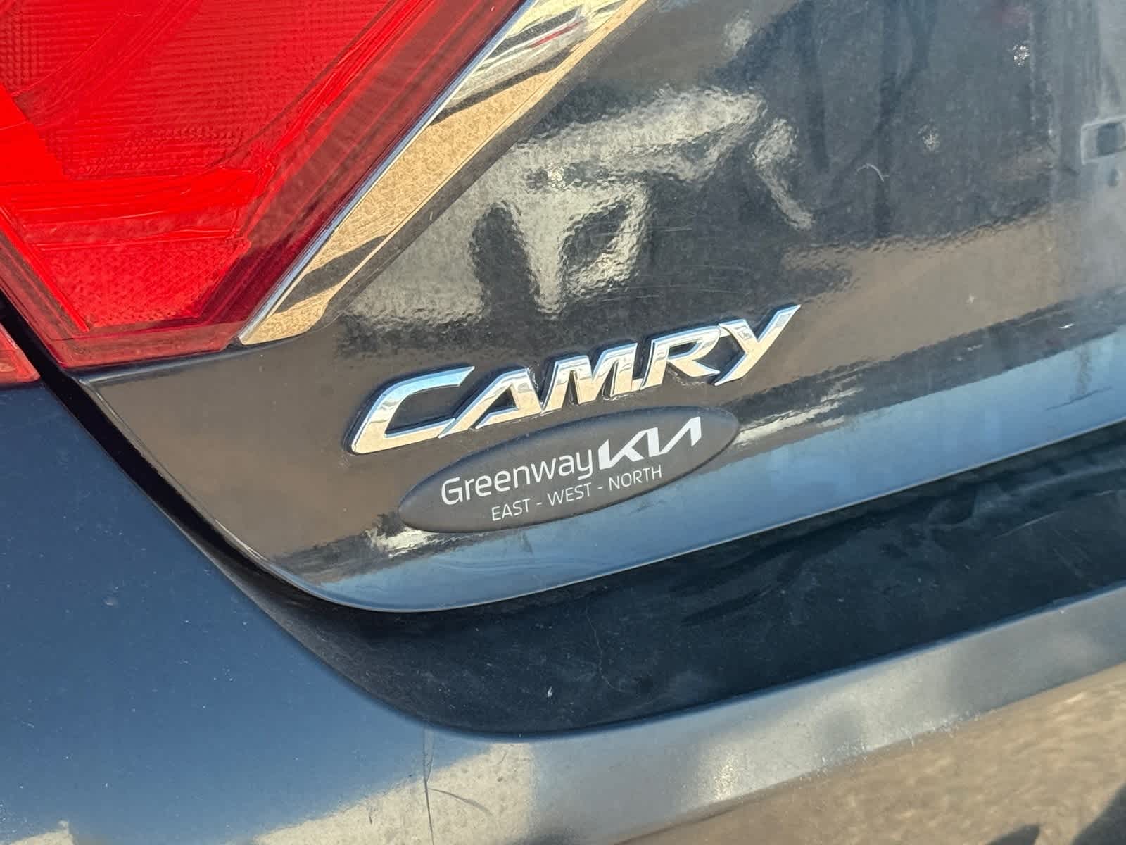 Thumbnail: 2017 Toyota Camry - 10