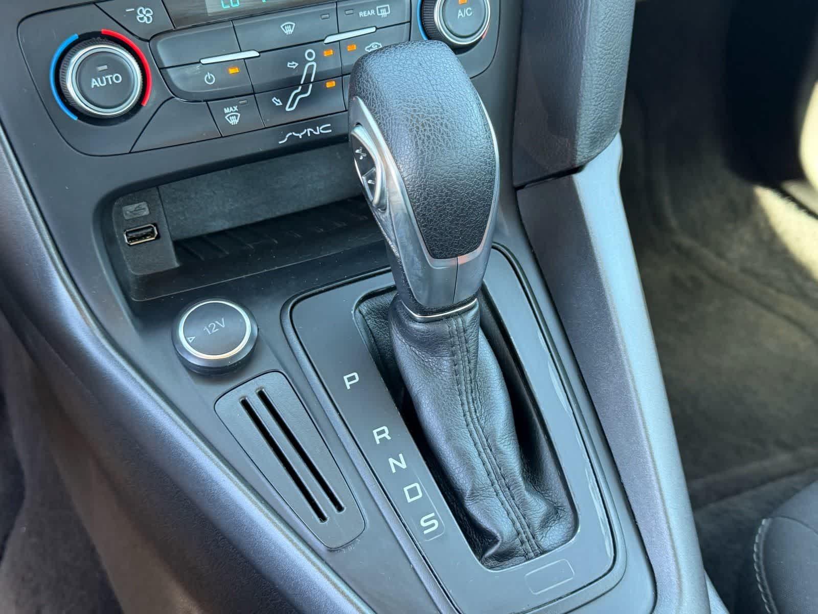 Thumbnail: 2017 Ford Focus - 15