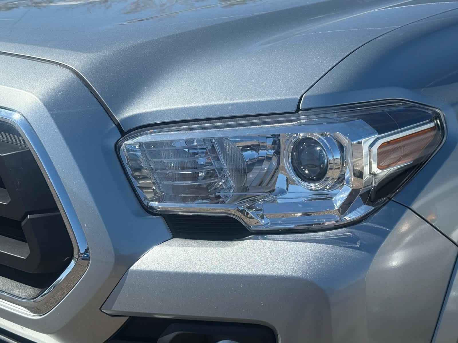 Thumbnail: 2023 Toyota Tacoma - 8