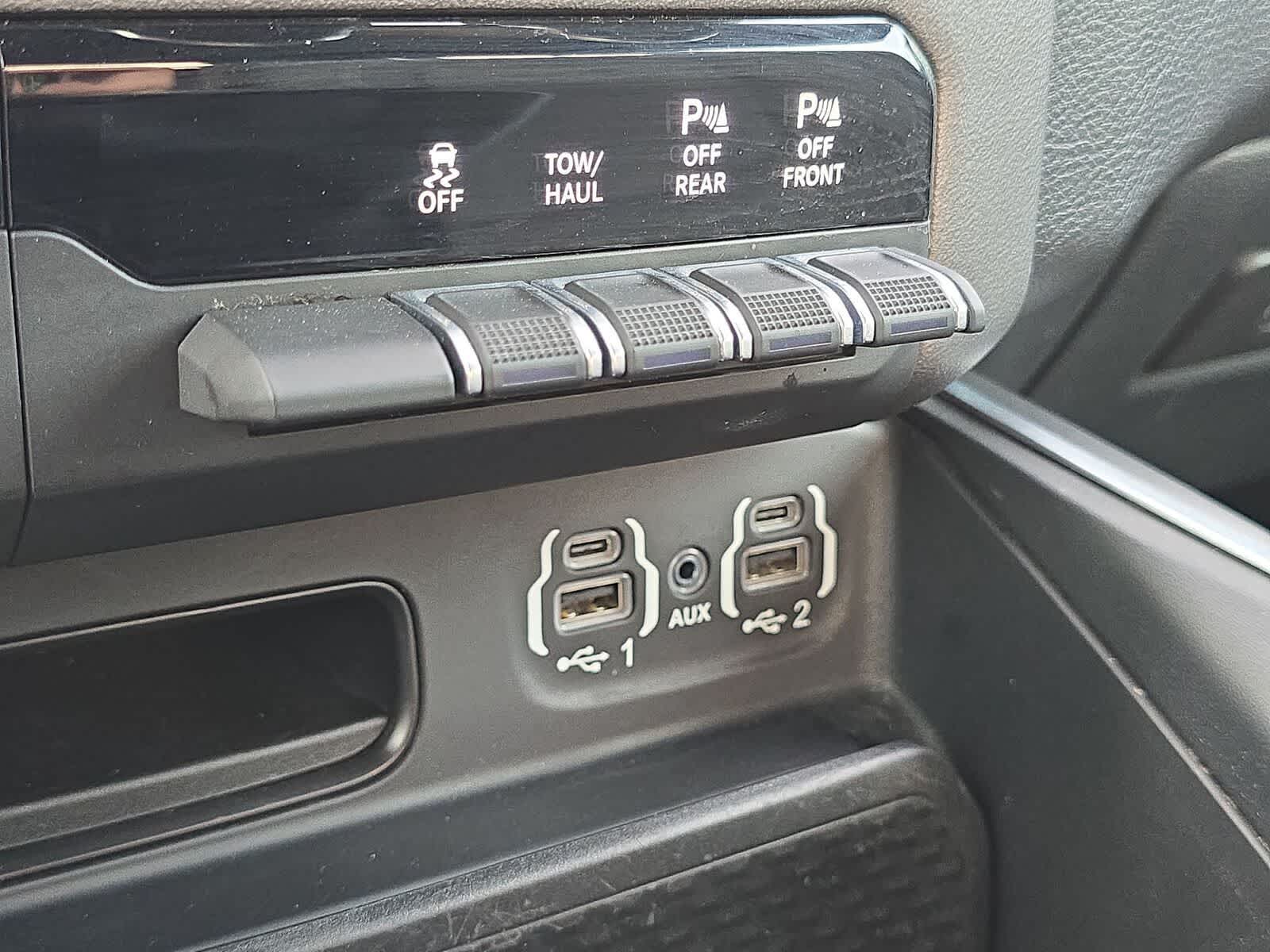 Thumbnail: 2022 RAM 1500 - 25