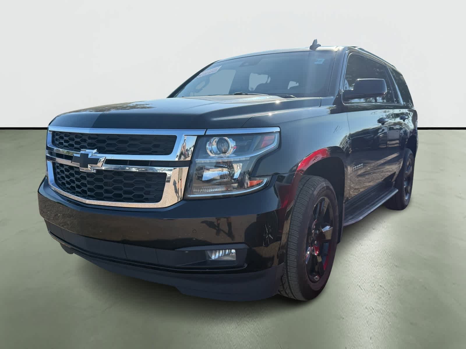 Thumbnail: 2018 Chevrolet Tahoe - 2