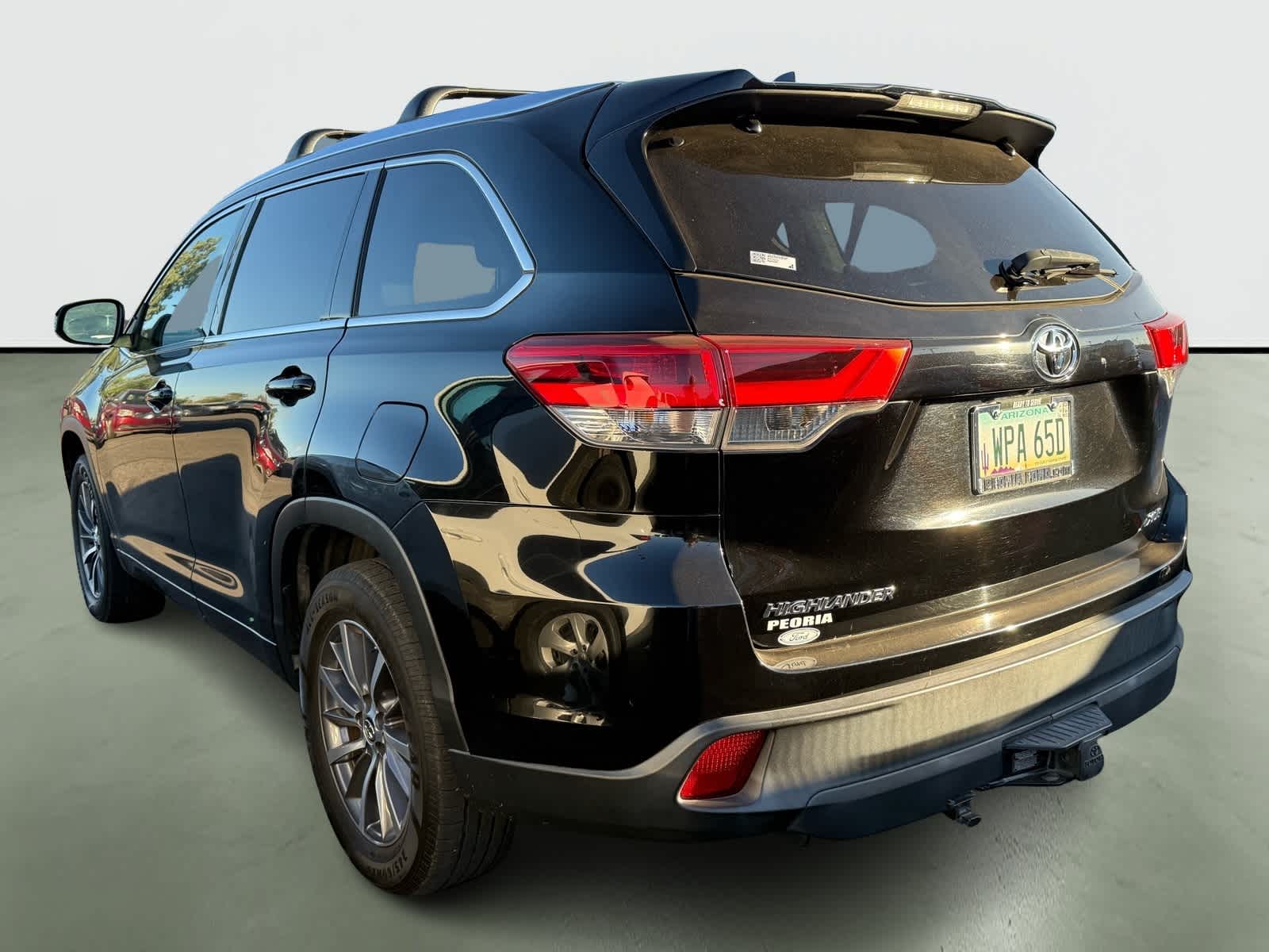 Thumbnail: 2018 Toyota Highlander - 3