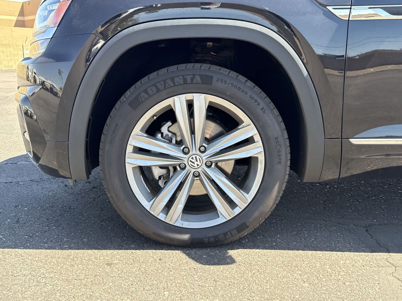 Thumbnail: 2019 Volkswagen Atlas - 2