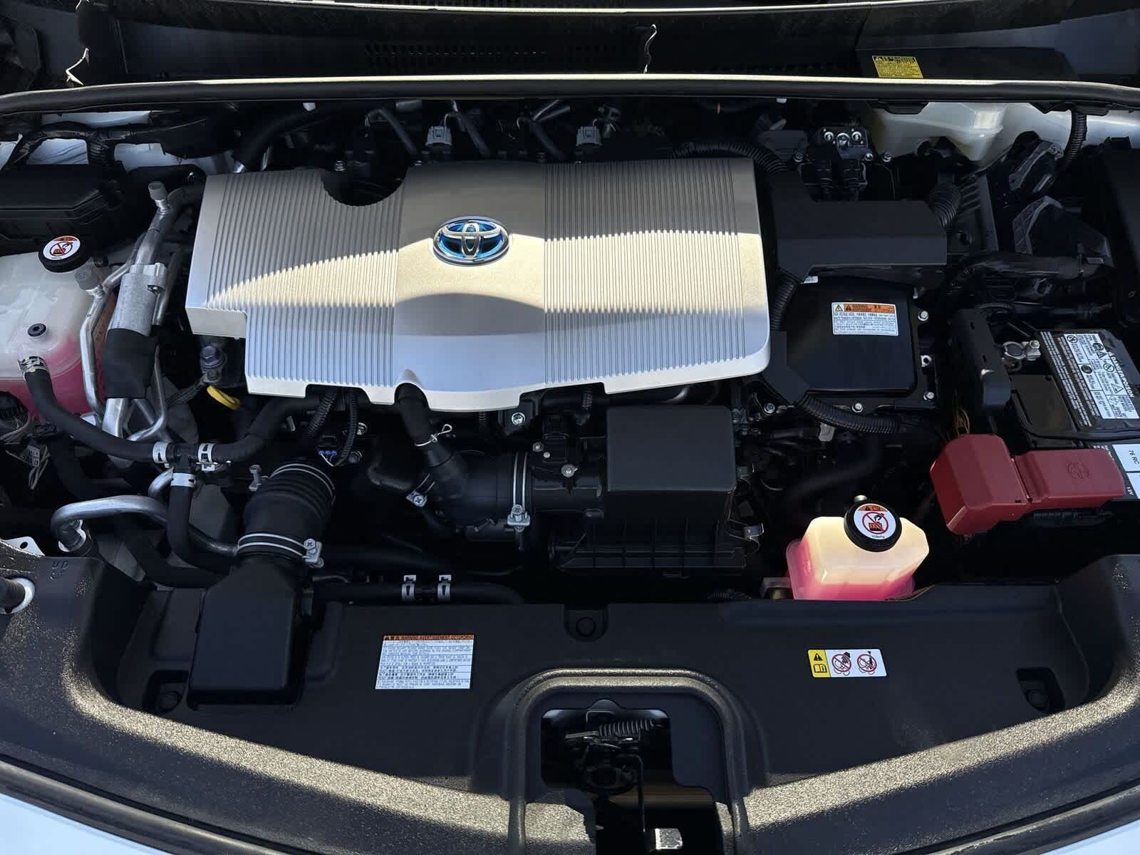 Thumbnail: 2017 Toyota Prius Prime - 32