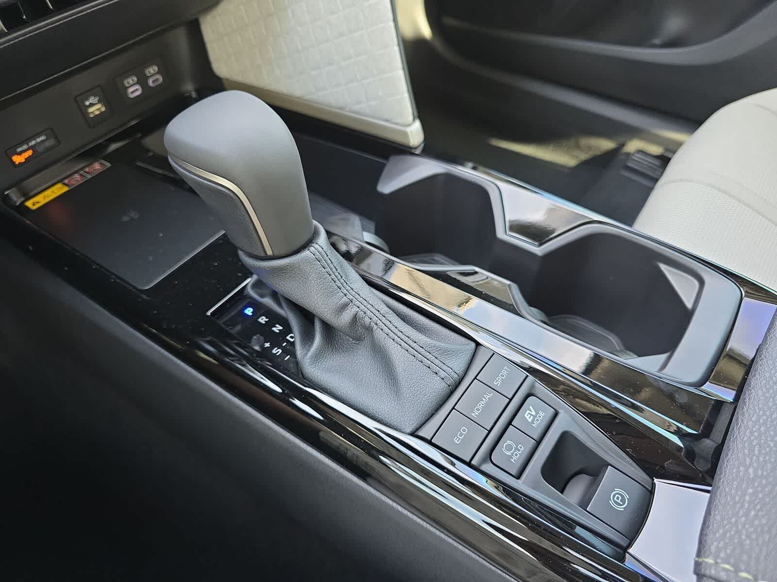 Thumbnail: 2026 Toyota Camry - 25