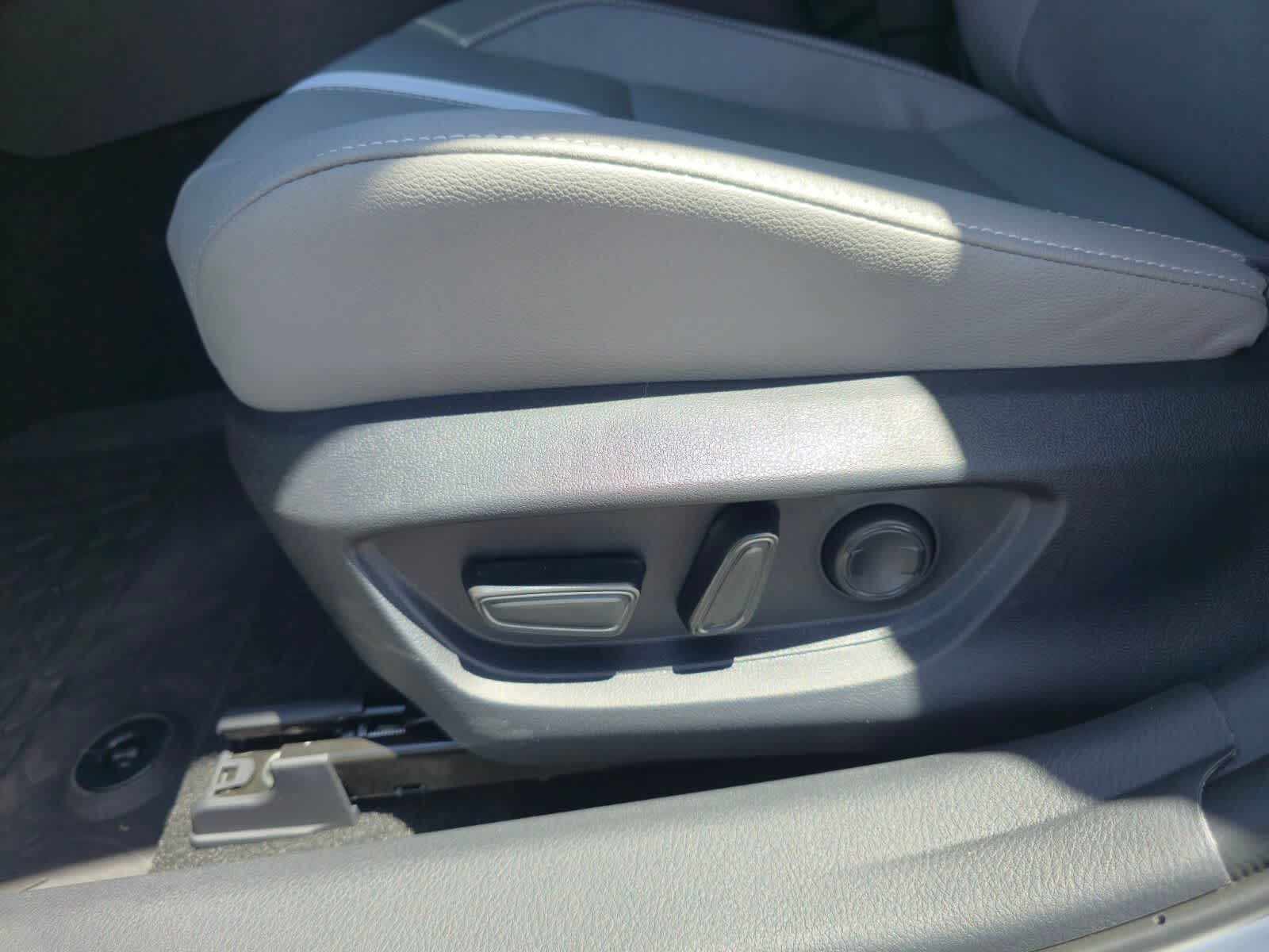 Thumbnail: 2026 Toyota Camry - 15