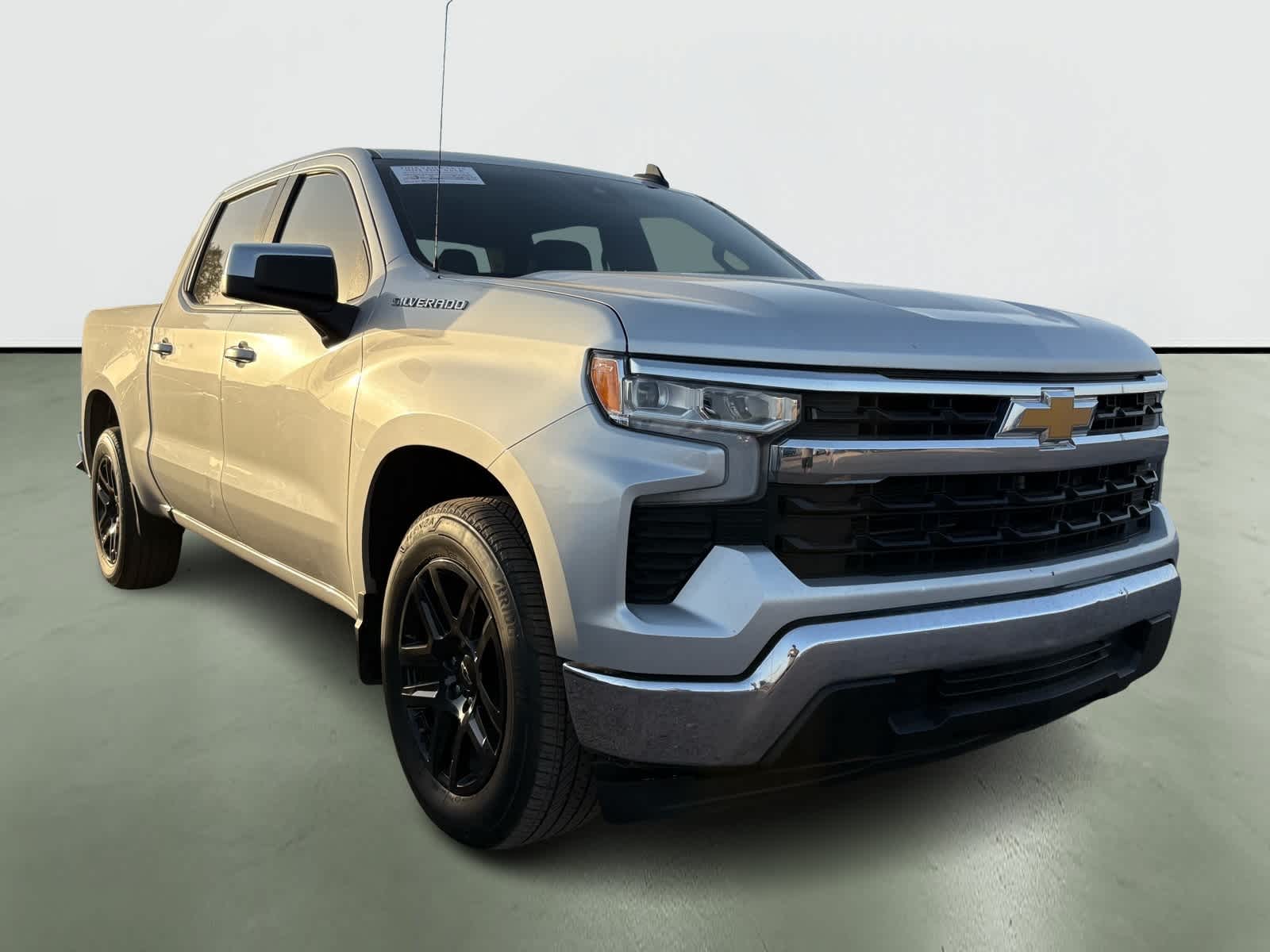 Thumbnail: 2022 Chevrolet Silverado 1500 - 5