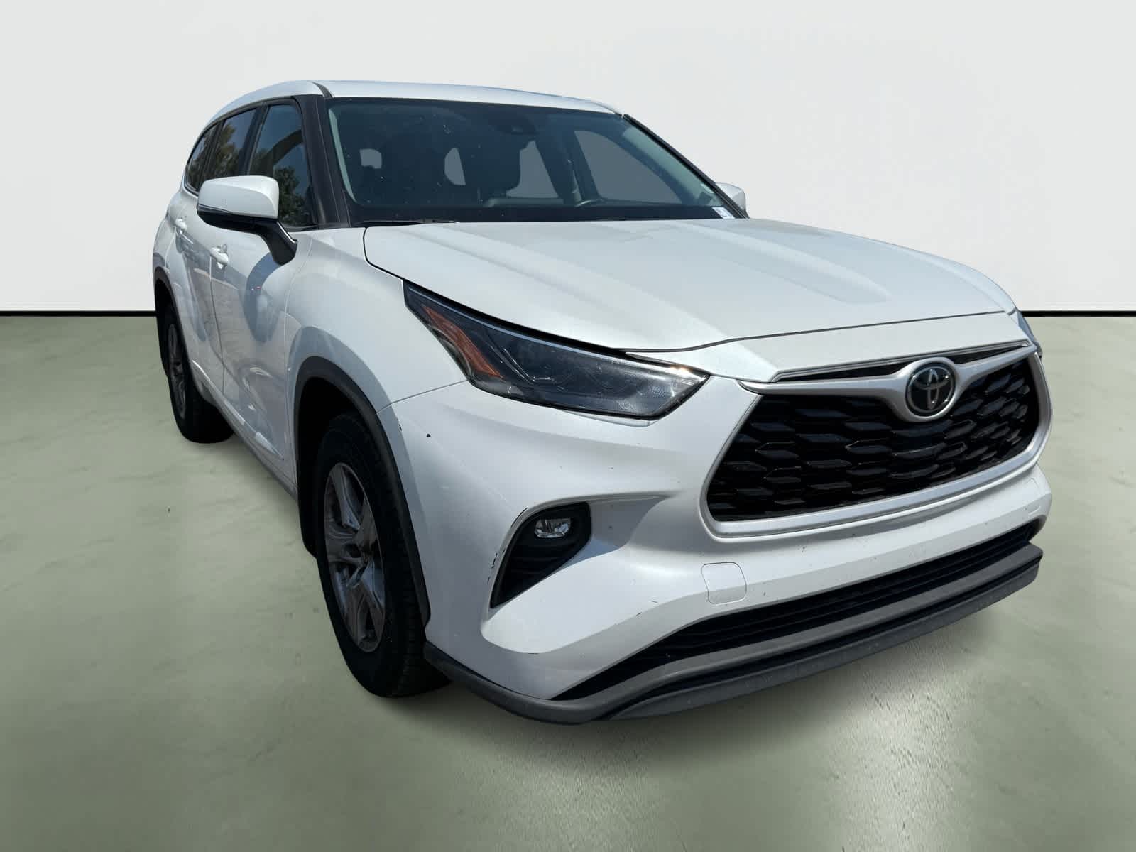 2023 Toyota Highlander LE 5