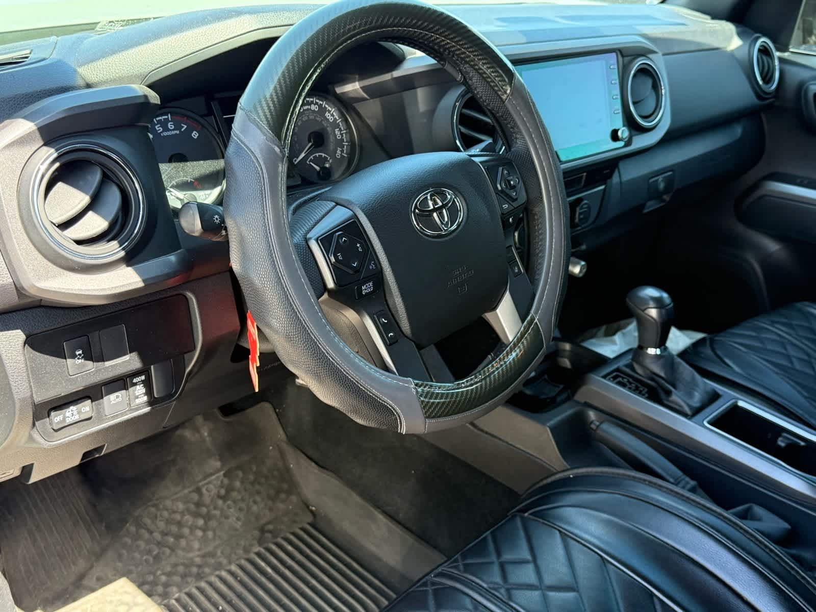 Thumbnail: 2022 Toyota Tacoma - 14
