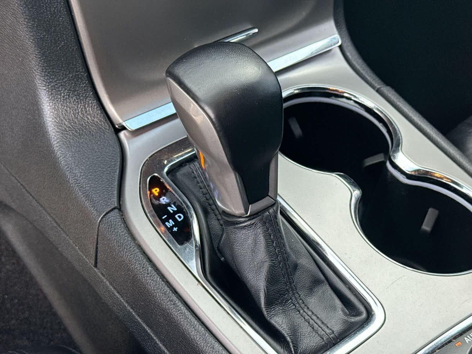 Thumbnail: 2022 Jeep Grand Cherokee - 24