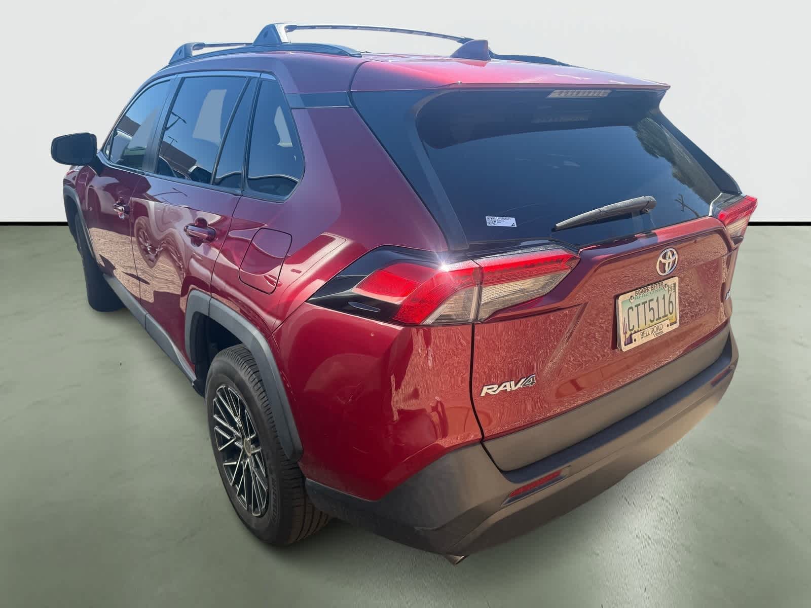 Thumbnail: 2020 Toyota RAV4 - 3