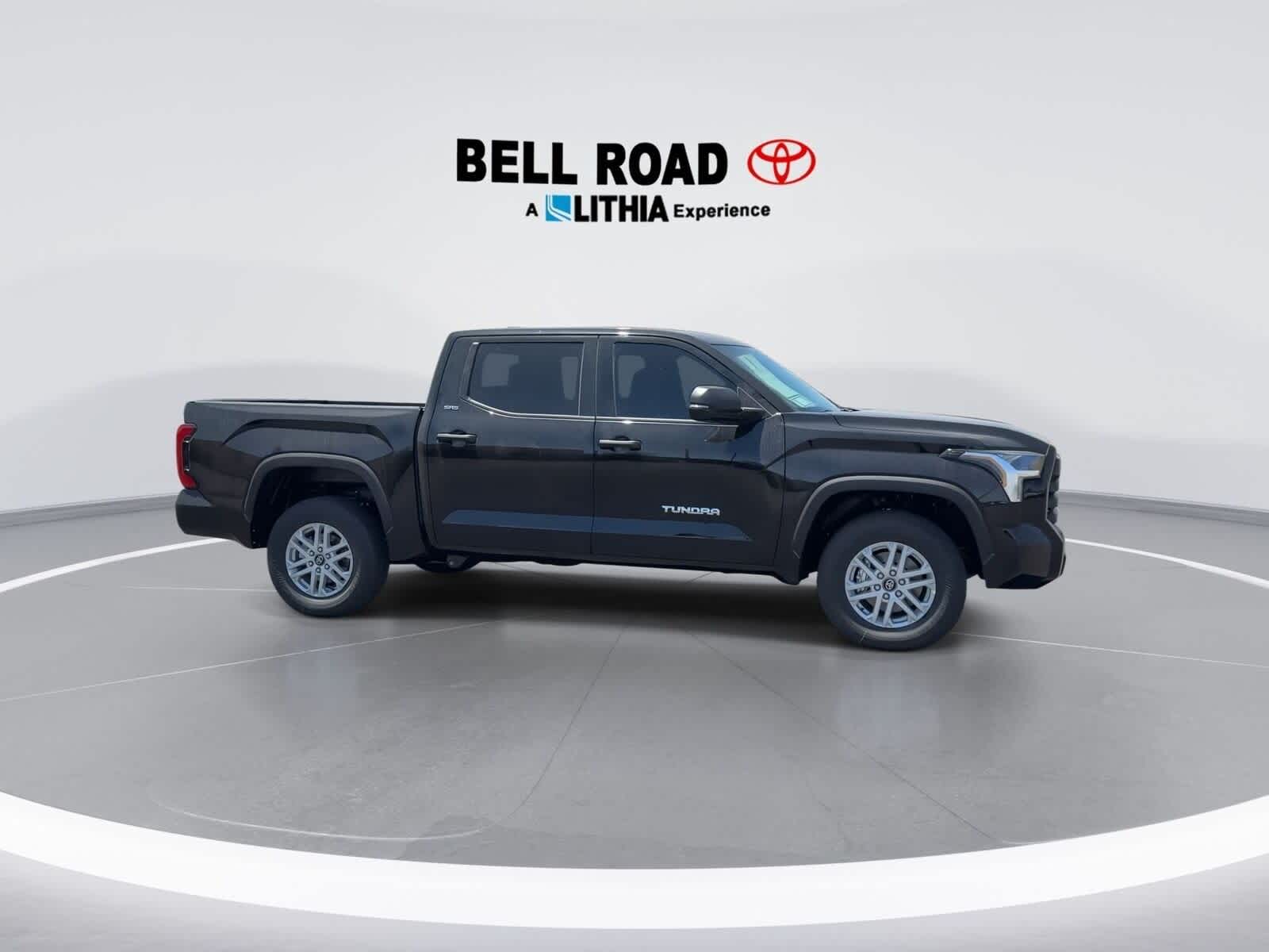 Thumbnail: 2025 Toyota Tundra - 9