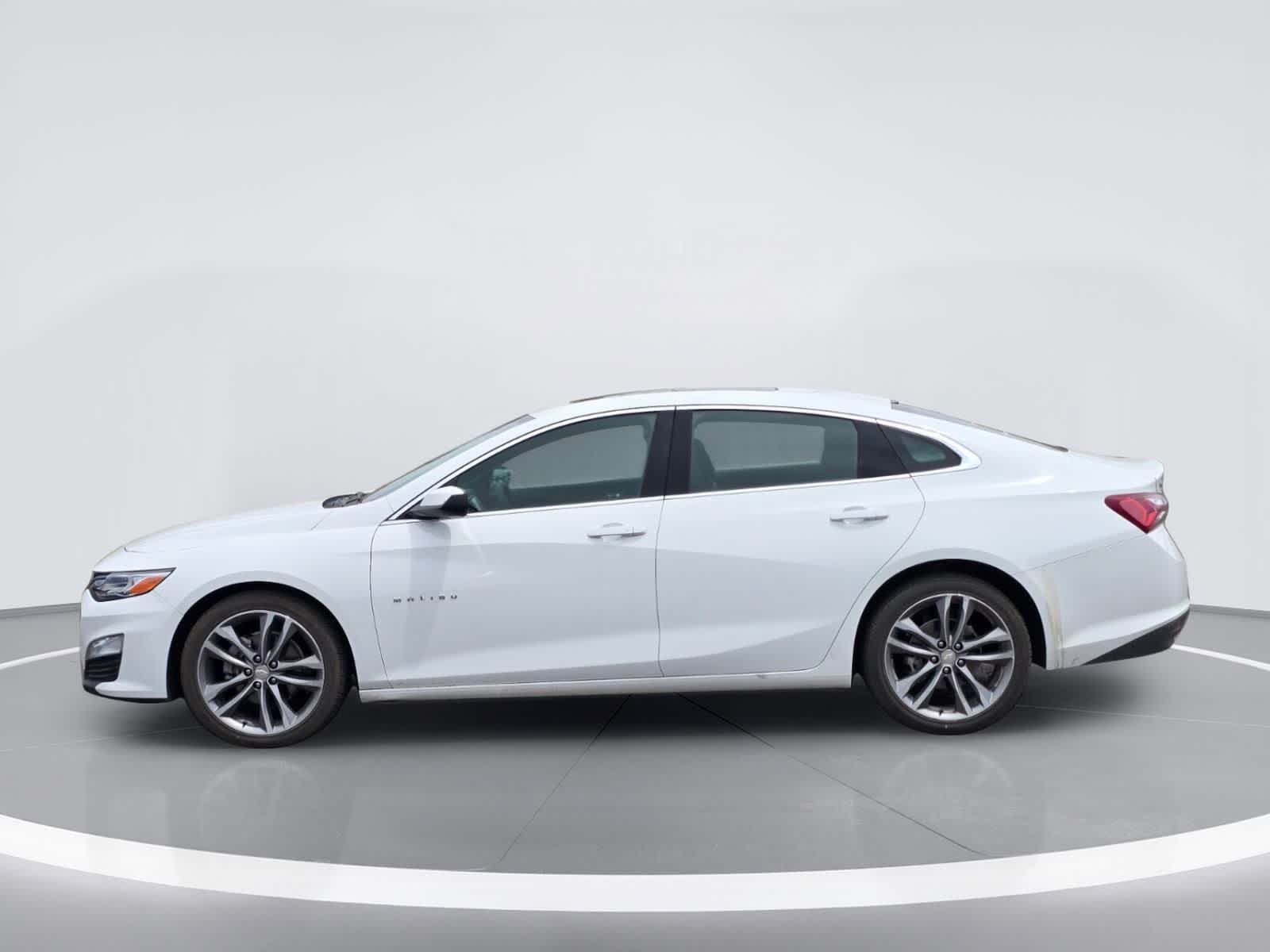 Thumbnail: 2024 Chevrolet Malibu - 2