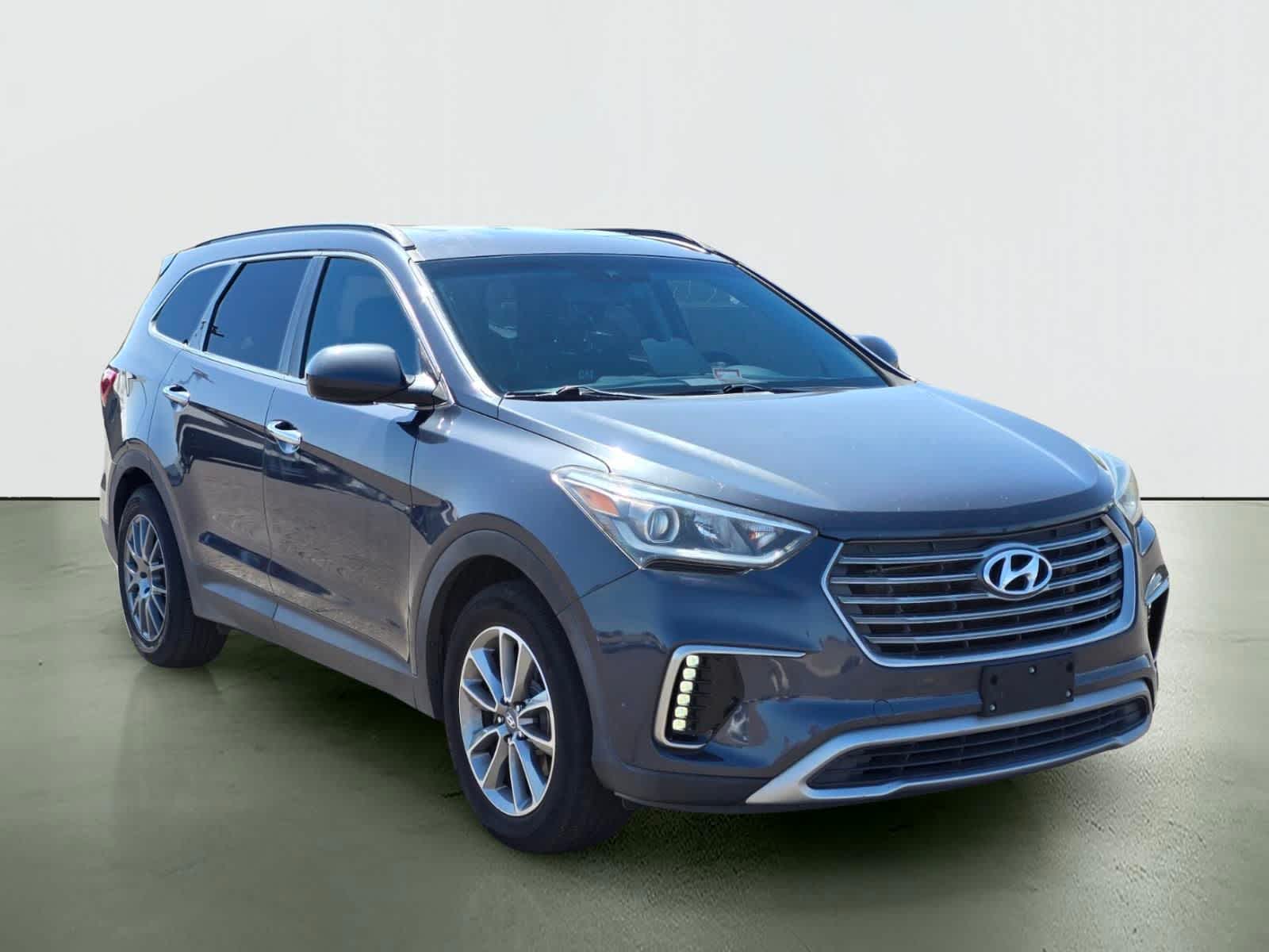 Thumbnail: 2017 Hyundai Santa Fe - 8